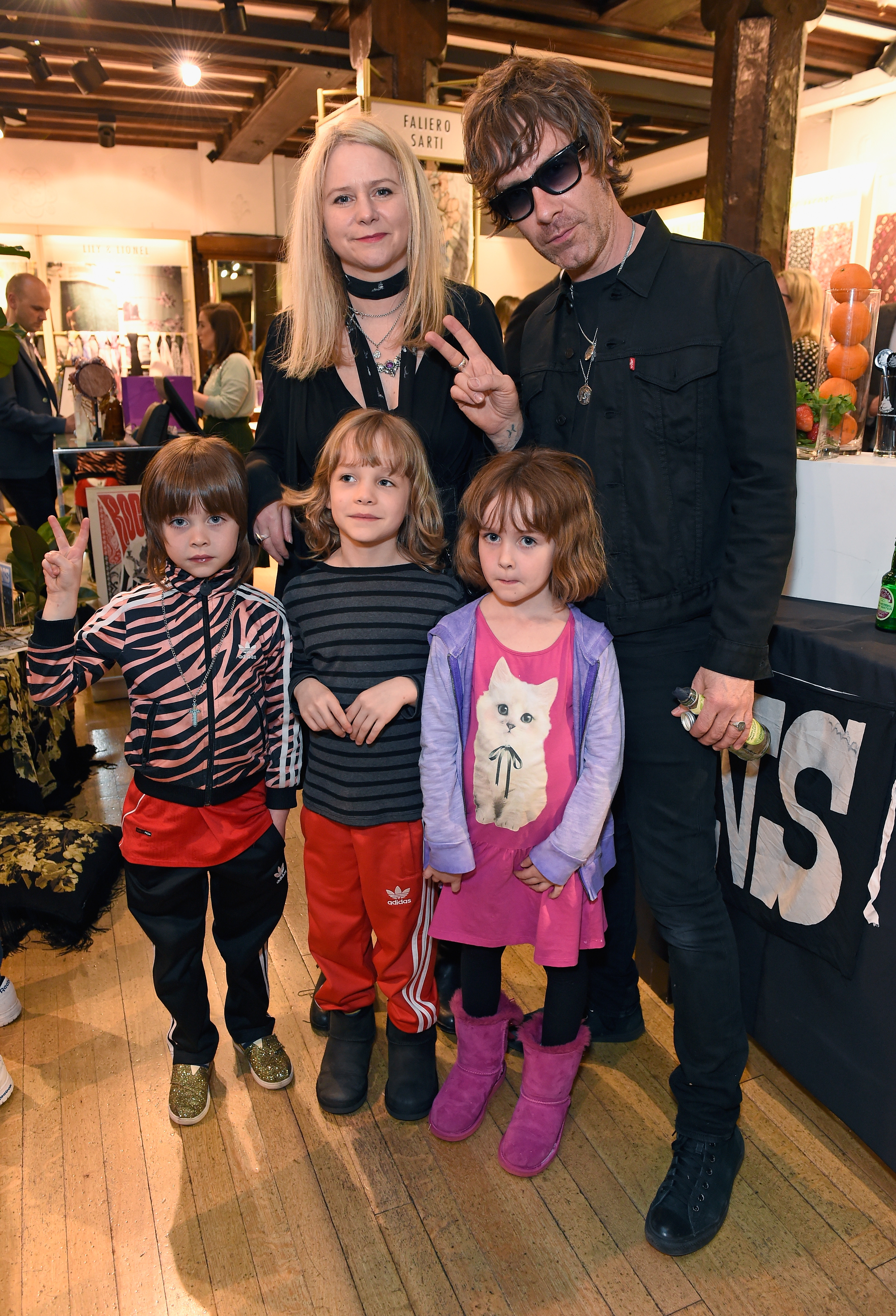 Lee Starkey, Jay, Smokey, Jackamo et Ruby Tiger Mehler lors de l'événement Rockins Happening, le 1er juin 2016, à Londres, en Angleterre | Source : Getty Images