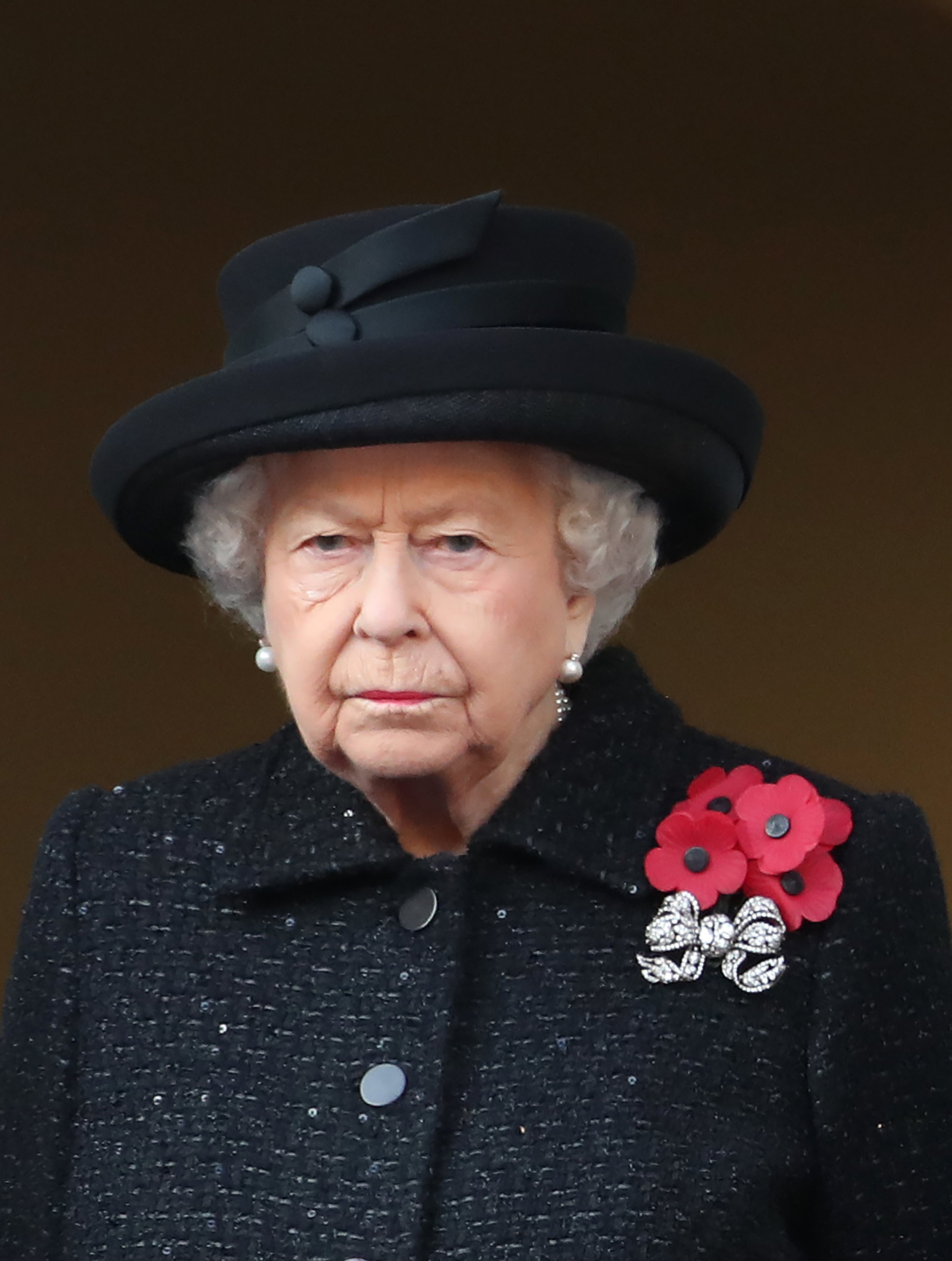 La reine Elizabeth II au Monument commémoratif annuel du dimanche du Souvenir au cénotaphe de Londres, en Angleterre. | Source : Getty Images