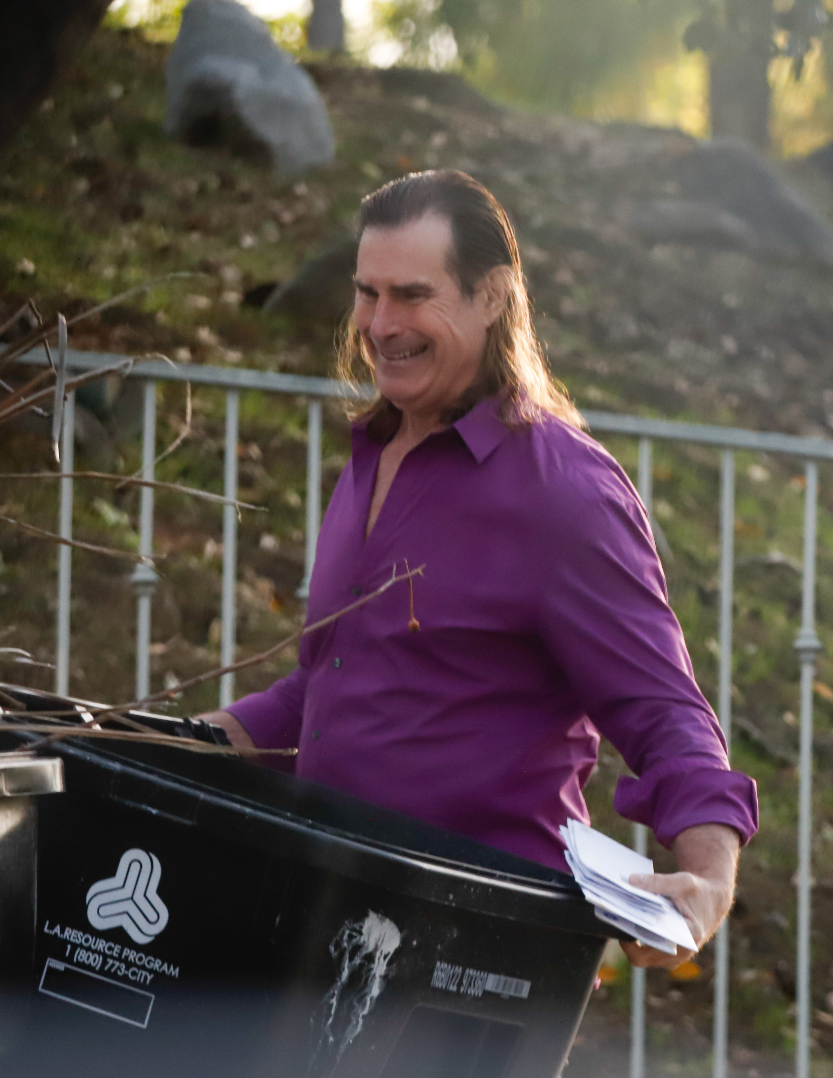 Fabio Lanzoni est vu en train de faire des courses le 7 mars 2025 à Los Angeles, Californie | Source : Getty Images
