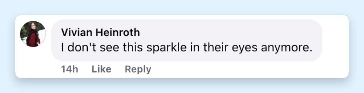 Les gens ont scruté d'un œil de lynx leur première sortie ensemble depuis des années. Voici le commentaire d'un internaute sur l'apparition de ce couple de stars en Espagne le 15 juin 2026 | Source : Facebook/Entertainment Tonight