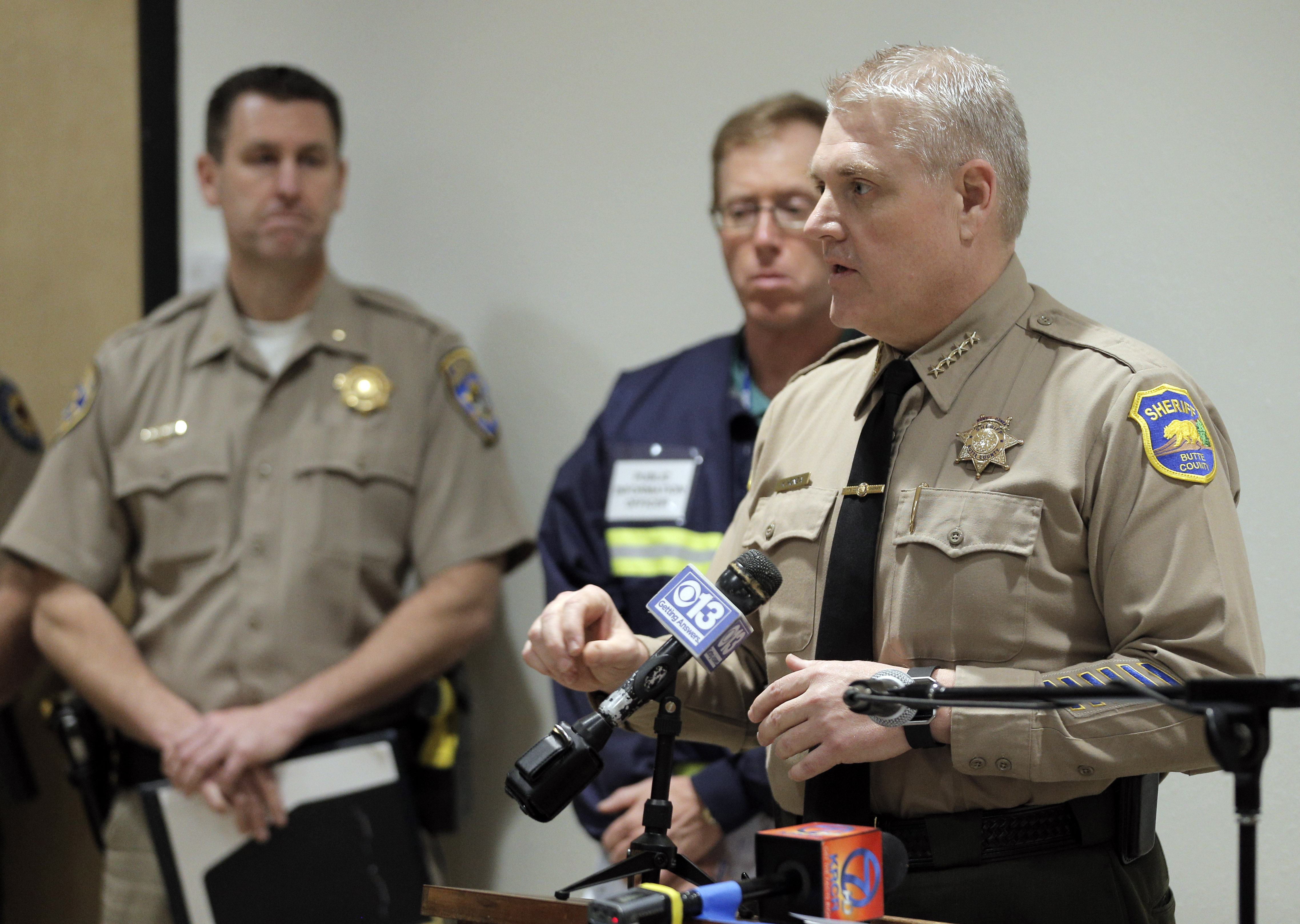 Le shérif du comté de Butte, Kory Honea, s'adresse à la presse à Oroville, en Californie, le 12 février 2017 | Source : Getty Images