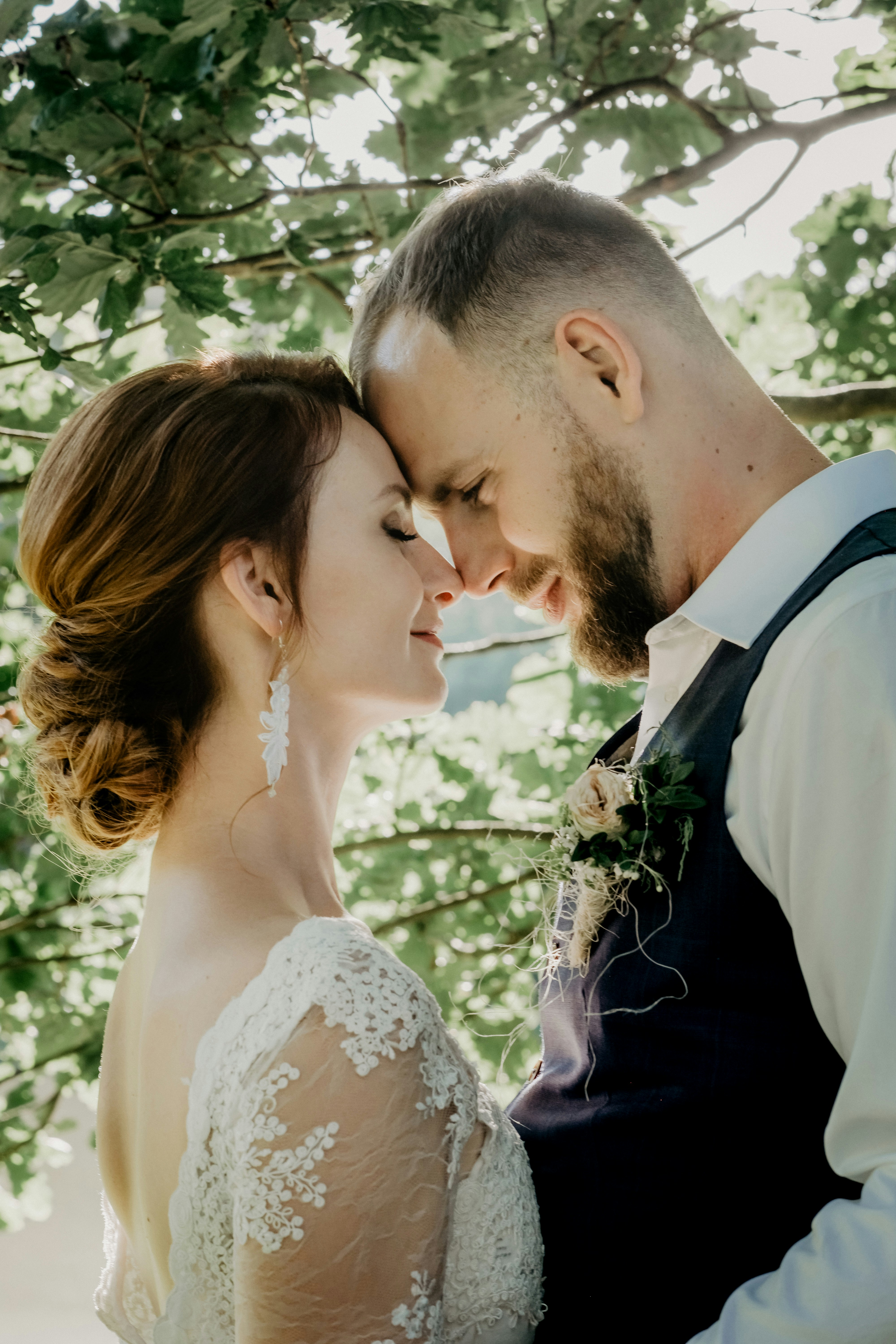 Une mariée et un marié | Source : Unsplash