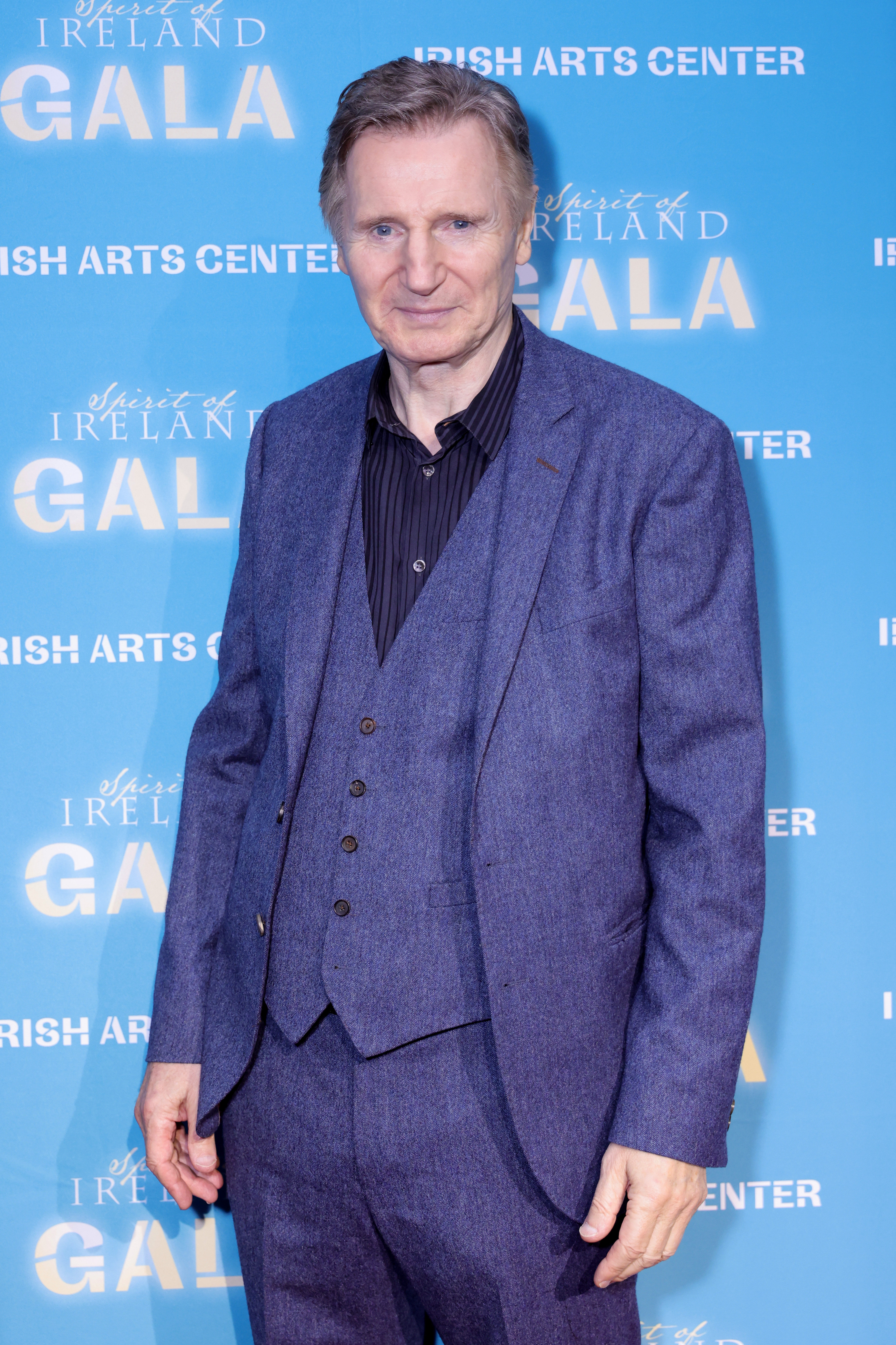 Liam Neeson assiste au gala 2023 Spirit Of Ireland au Pier Sixty at Chelsea Piers le 17 novembre 2023 à New York | Source : Getty Images