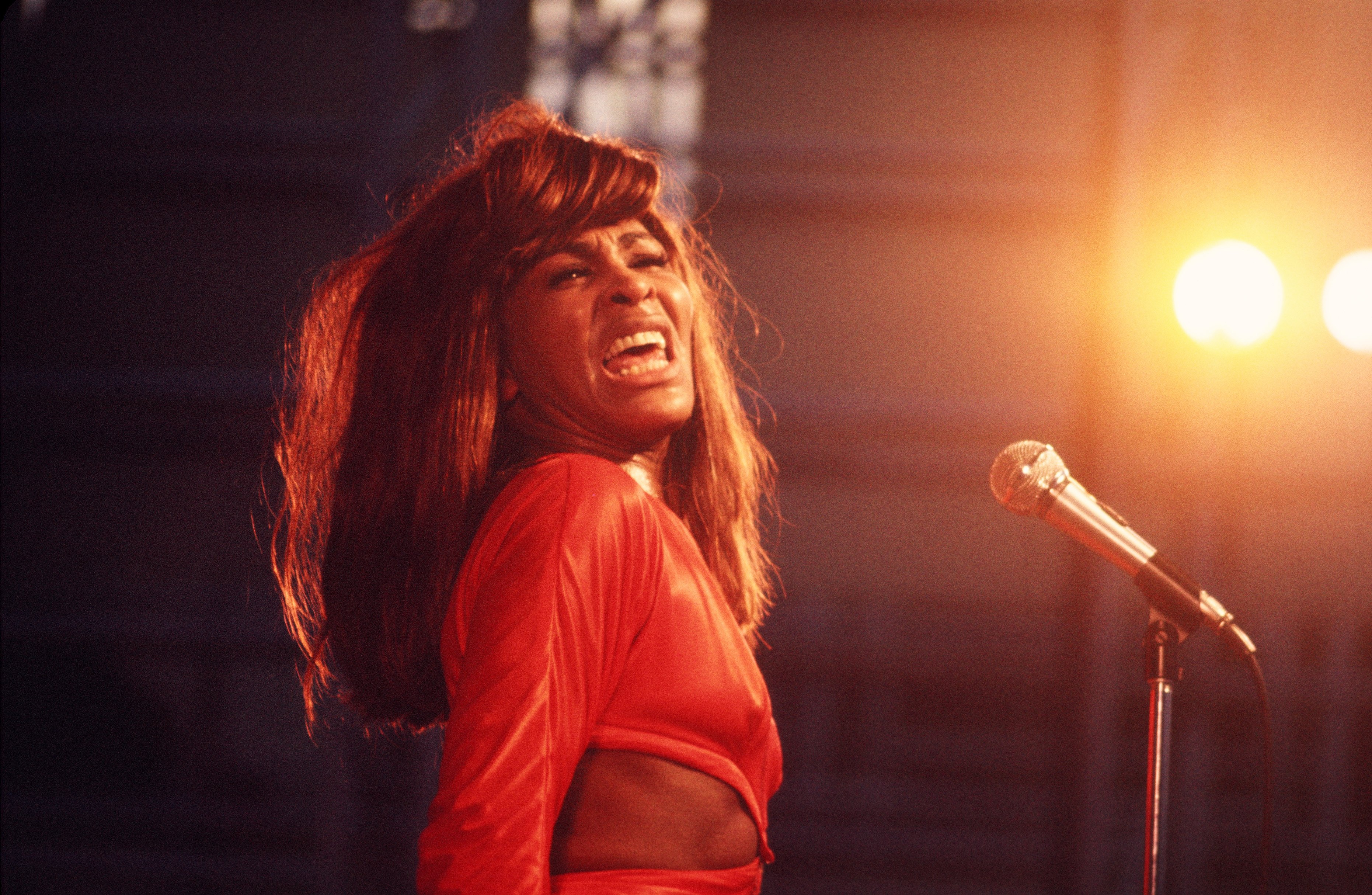 La chanteuse se produit lors d'un concert à Central Park à Manhattan, New York, en 1969. | Source : Getty Images
