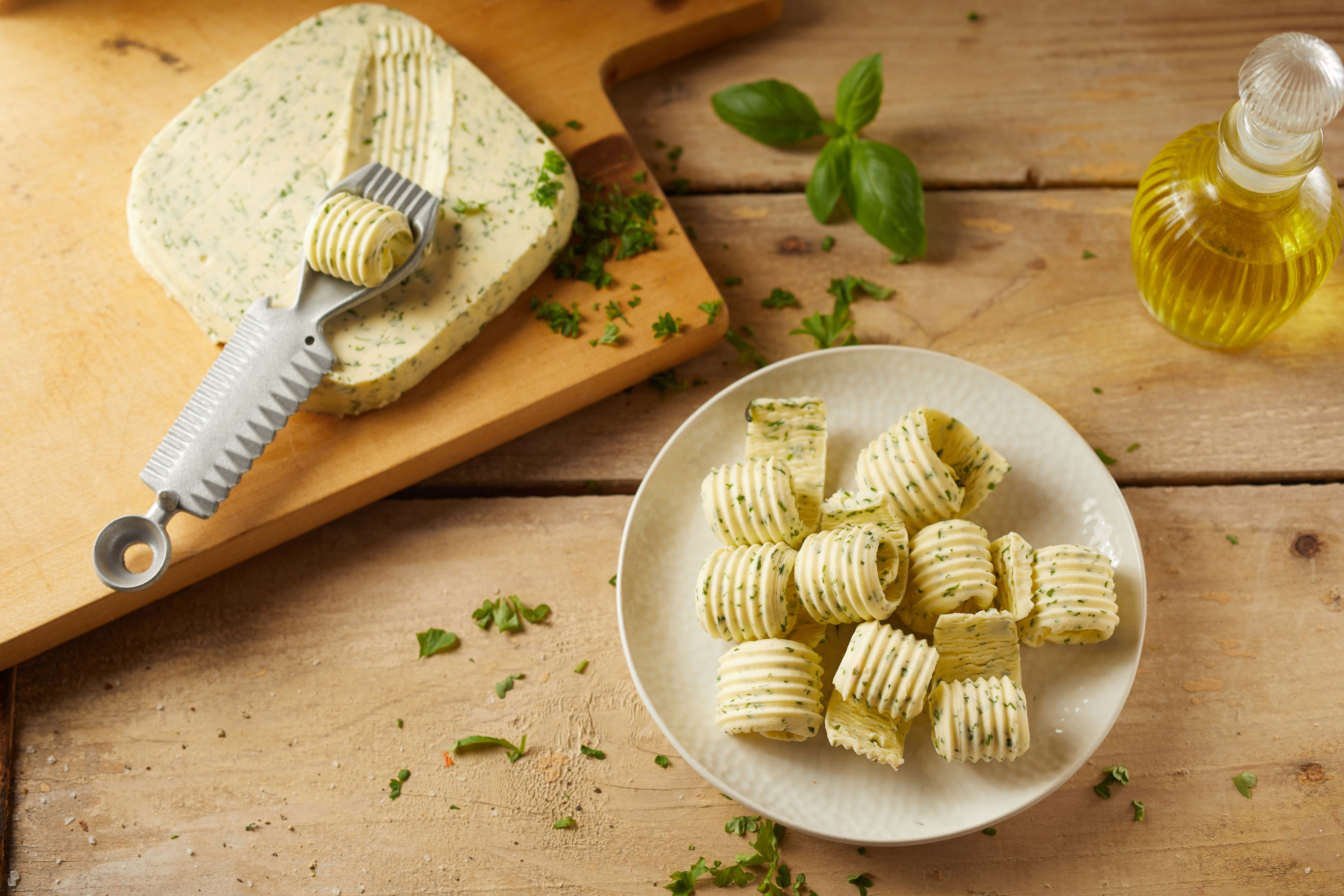 Une bigoudi à beurre avec du beurre frisé. | Source : Shutterstock