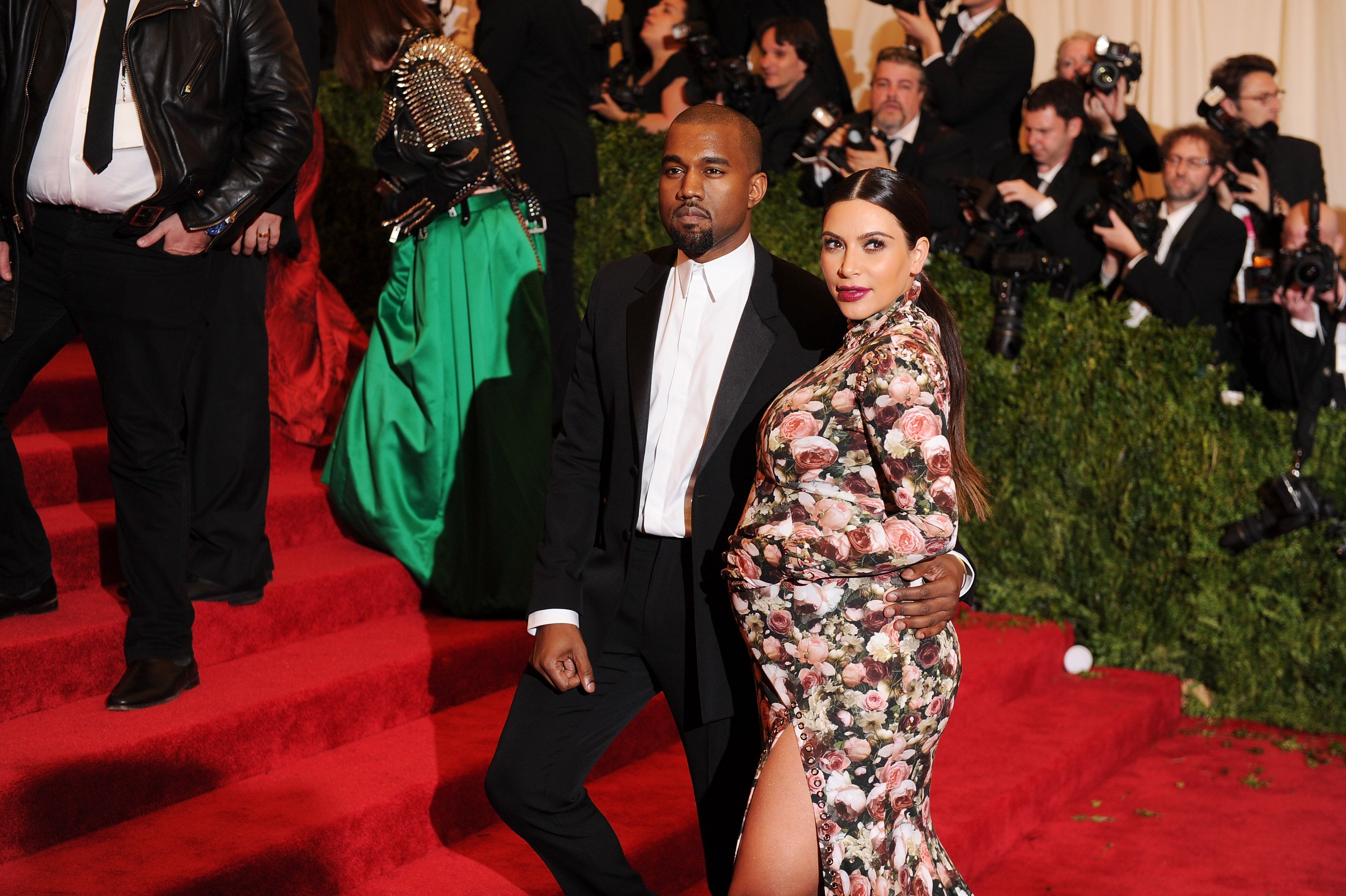 Kanye West et Kim Kardashian lors du gala du Costume Institute pour l'exposition "PUNK : Chaos to Couture" au Metropolitan Museum of Art le 6 mai 2013 à New York. | Source : Getty Images