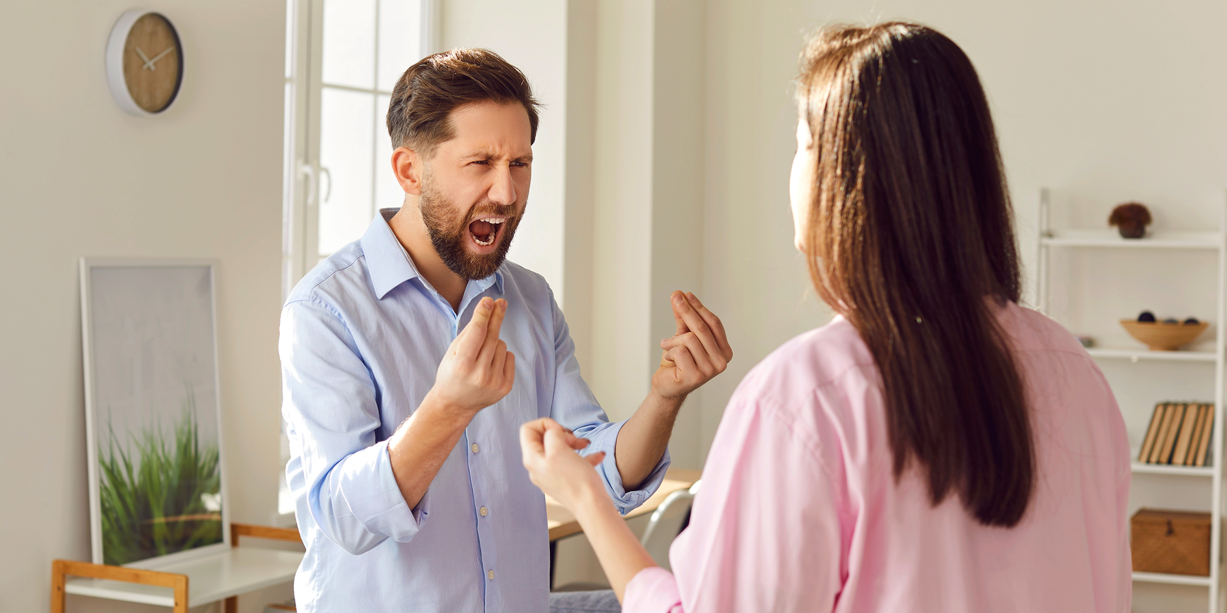 Un couple qui se dispute | Source : Shutterstock