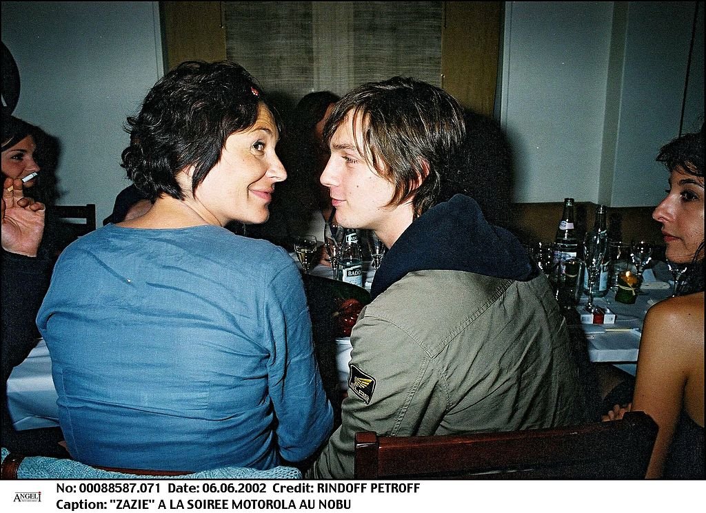 Soirée Zazie Motorola au "Nobu" à Paris en 2002. І Sources : Getty Images