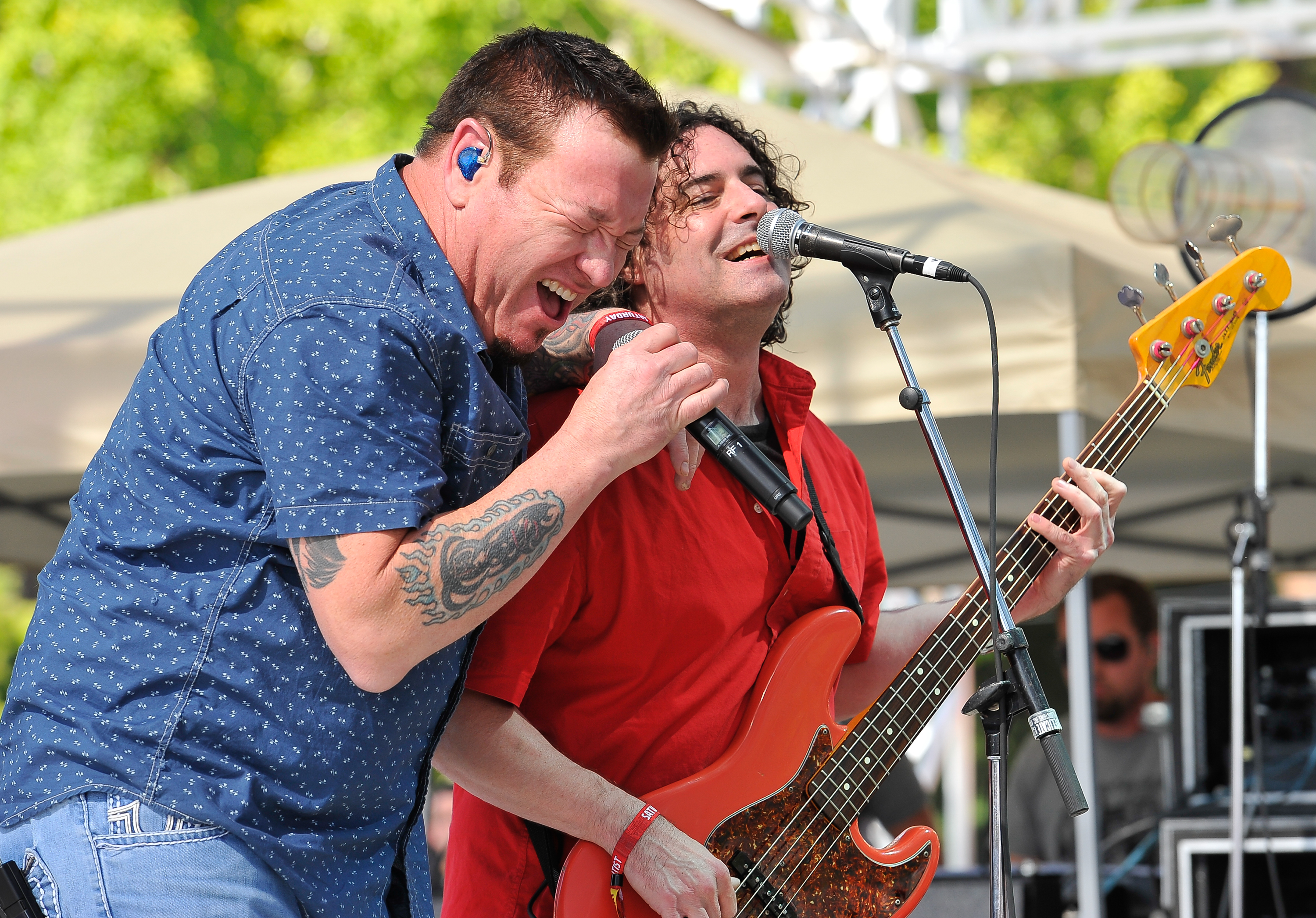 Steve Harwell et Paul De Lisle de Smash Mouth se produisent au BottleRock Napa Music Festival au Napa Valley Expo le 31 mai 2014, à Napa, Californie | Source : Getty Images