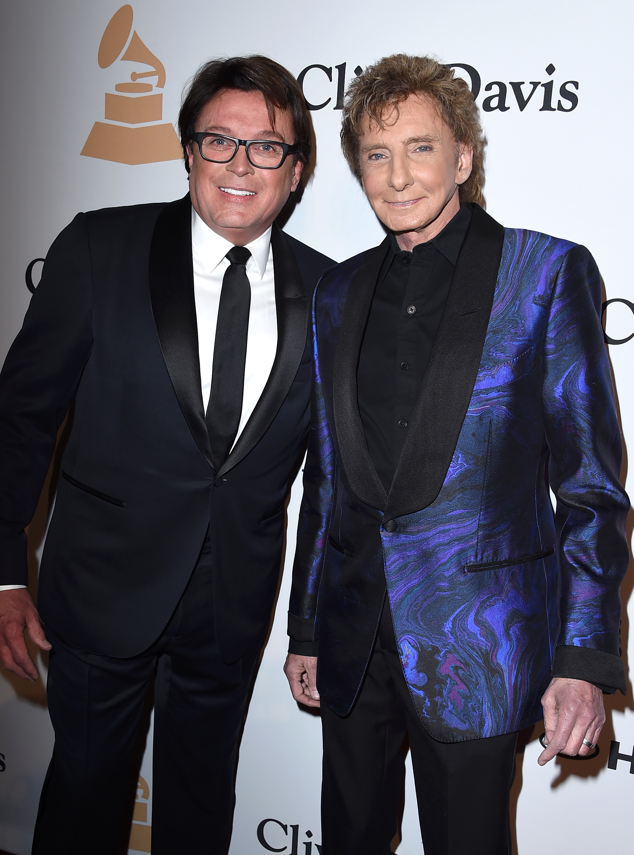Garry Kief et Barry Manilow lors du gala pré-Grammy à Beverly Hills, en Californie, le 14 février 2016 | Source : Getty Images