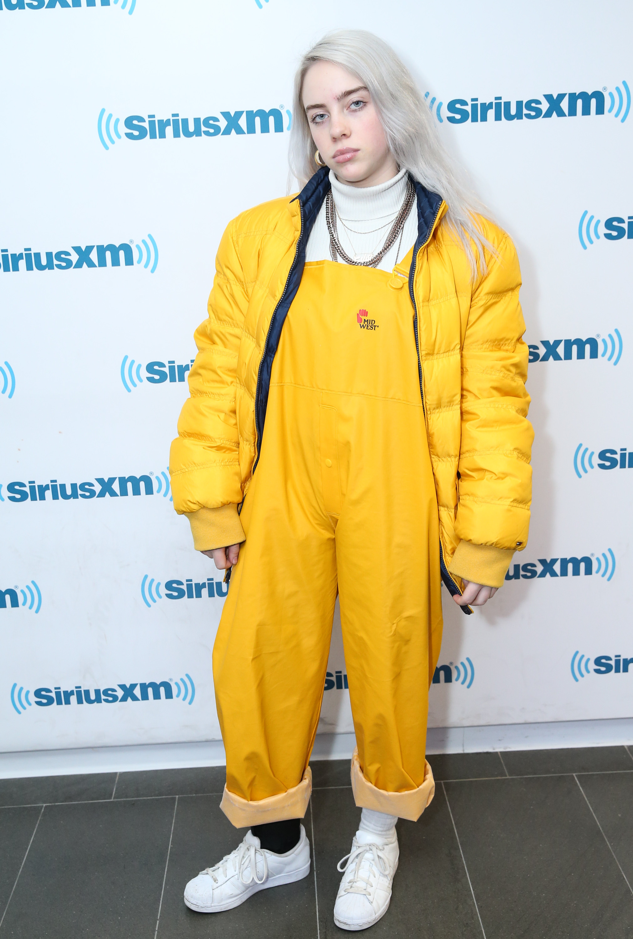 Billie Eilish en visite aux studios SiriusXM à New York, le 11 janvier 2017. | Source : Getty Images