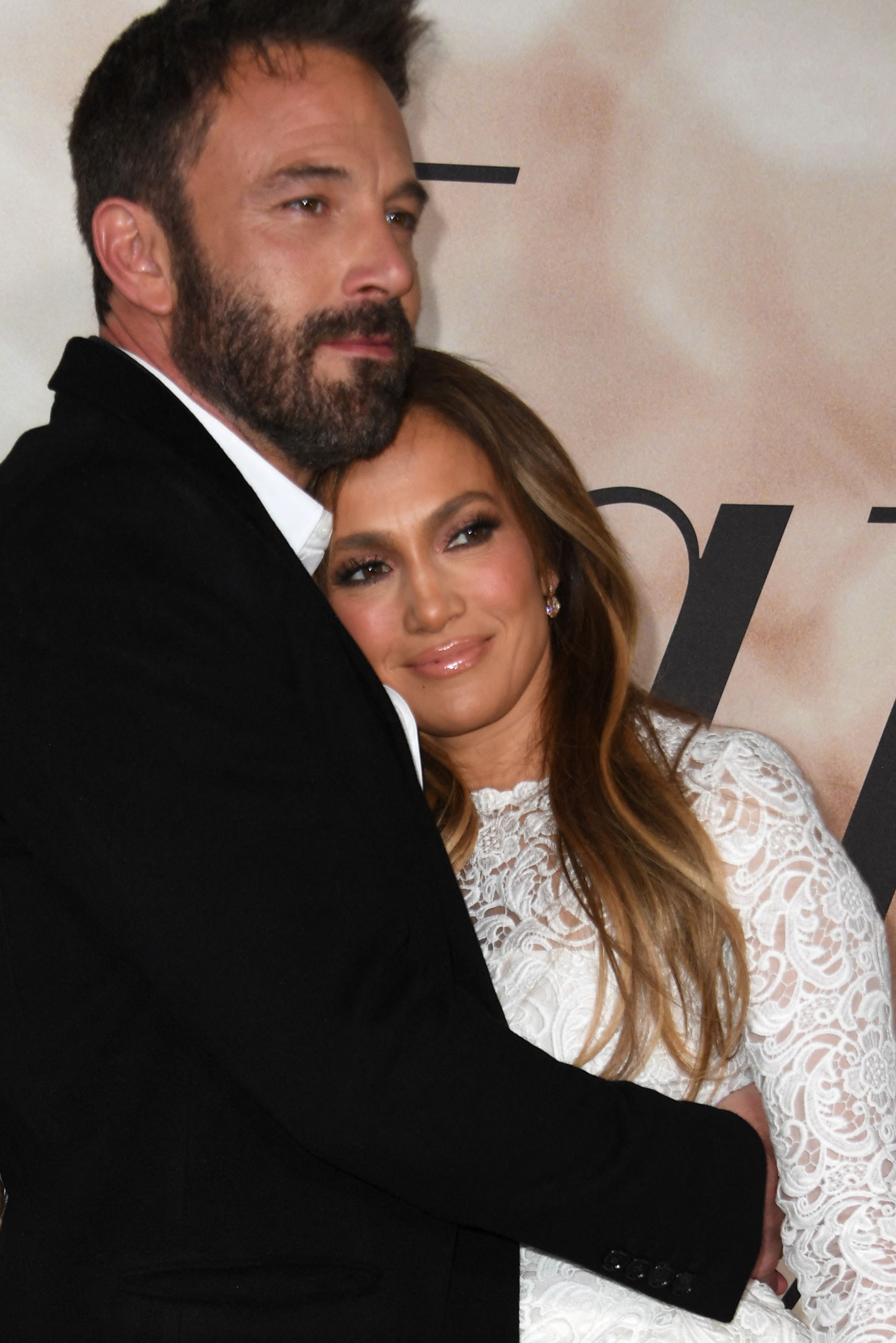 Ben Affleck et Jennifer Lopez lors de la projection de "Marry Me" à Los Angeles, Californie, le 8 février 2022 | Source : Getty Images