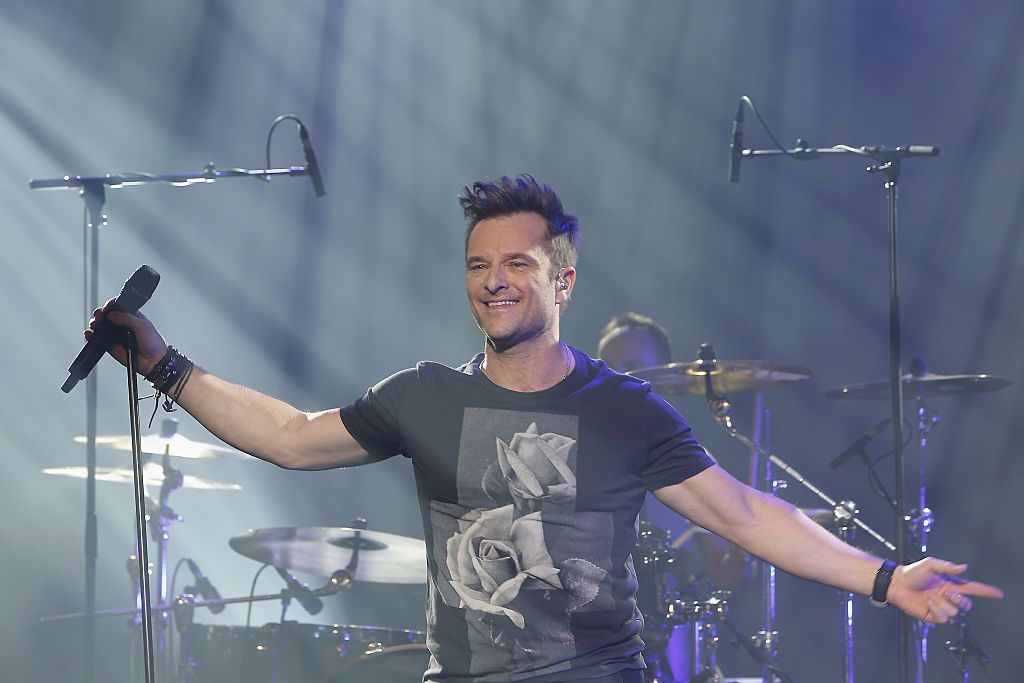 David Hallyday et son groupe Mission Control se produisent en direct au Théâtre Comedia à Paris à Paris, France. | Photo : Getty Images