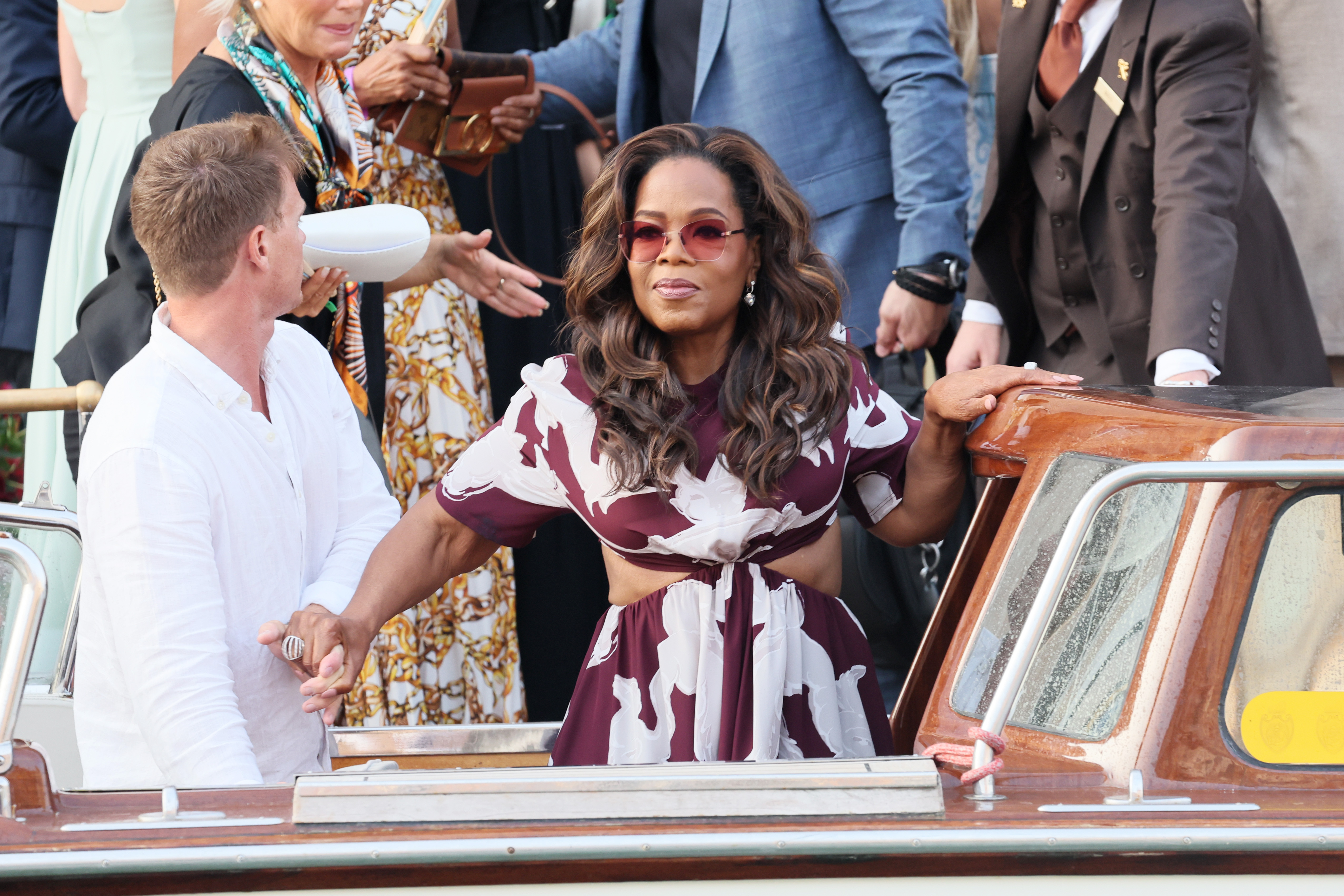 Oprah Winfrey à l'hôtel Gritti avant le mariage de Jeff Bezos et Lauren Sánchez, le 26 juin 2025, à Venise, en Italie. | Source : Getty Images