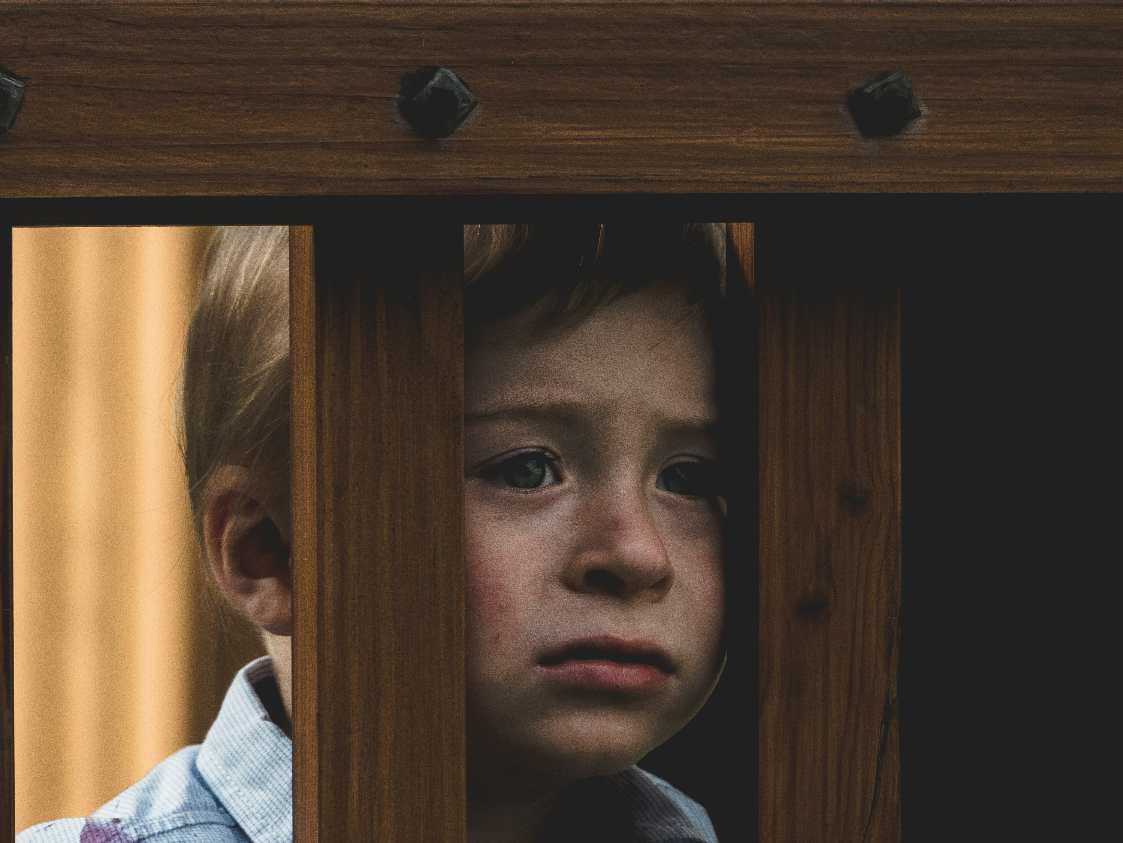 Un garçon triste | Source : Unsplash