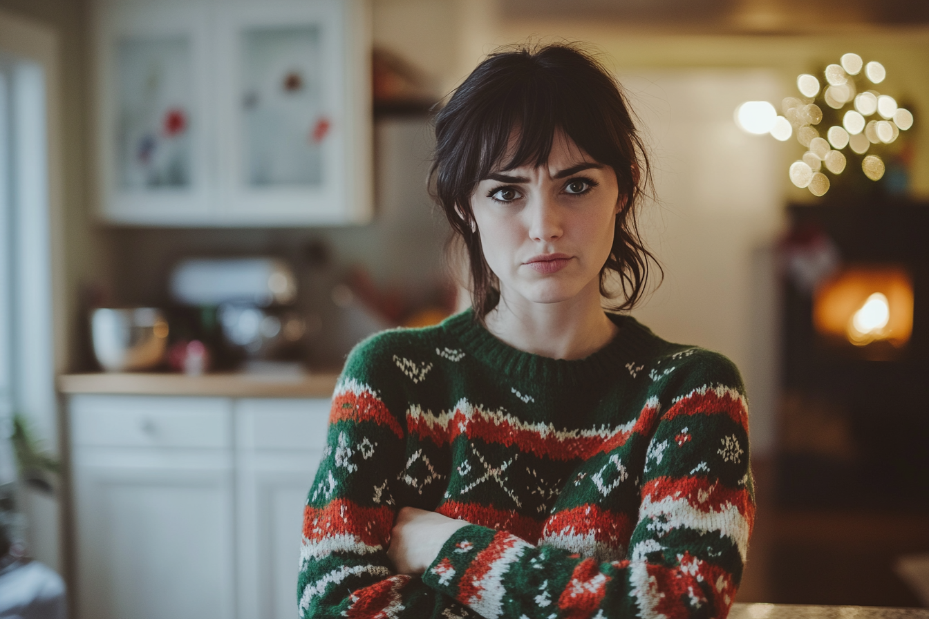 Une femme en colère debout dans une cuisine | Source : Midjourney