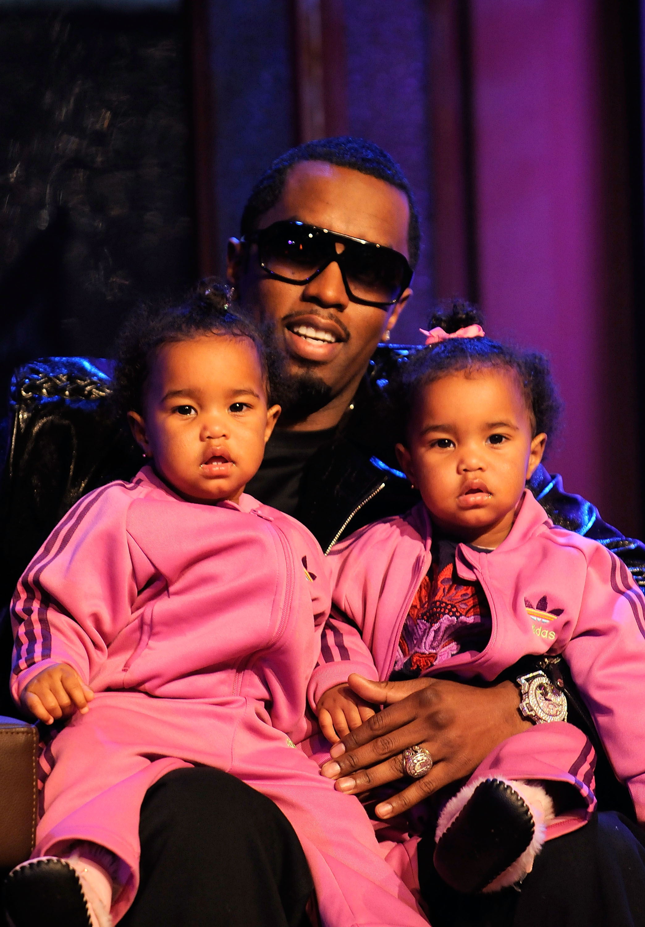 Sean "Diddy" Combs avec D'Lila Star et Jessie James Combs lors de l'enregistrement de la finale de la saison de "Making The Band 4", le 22 mars 2008, à New York | Source : Getty Images