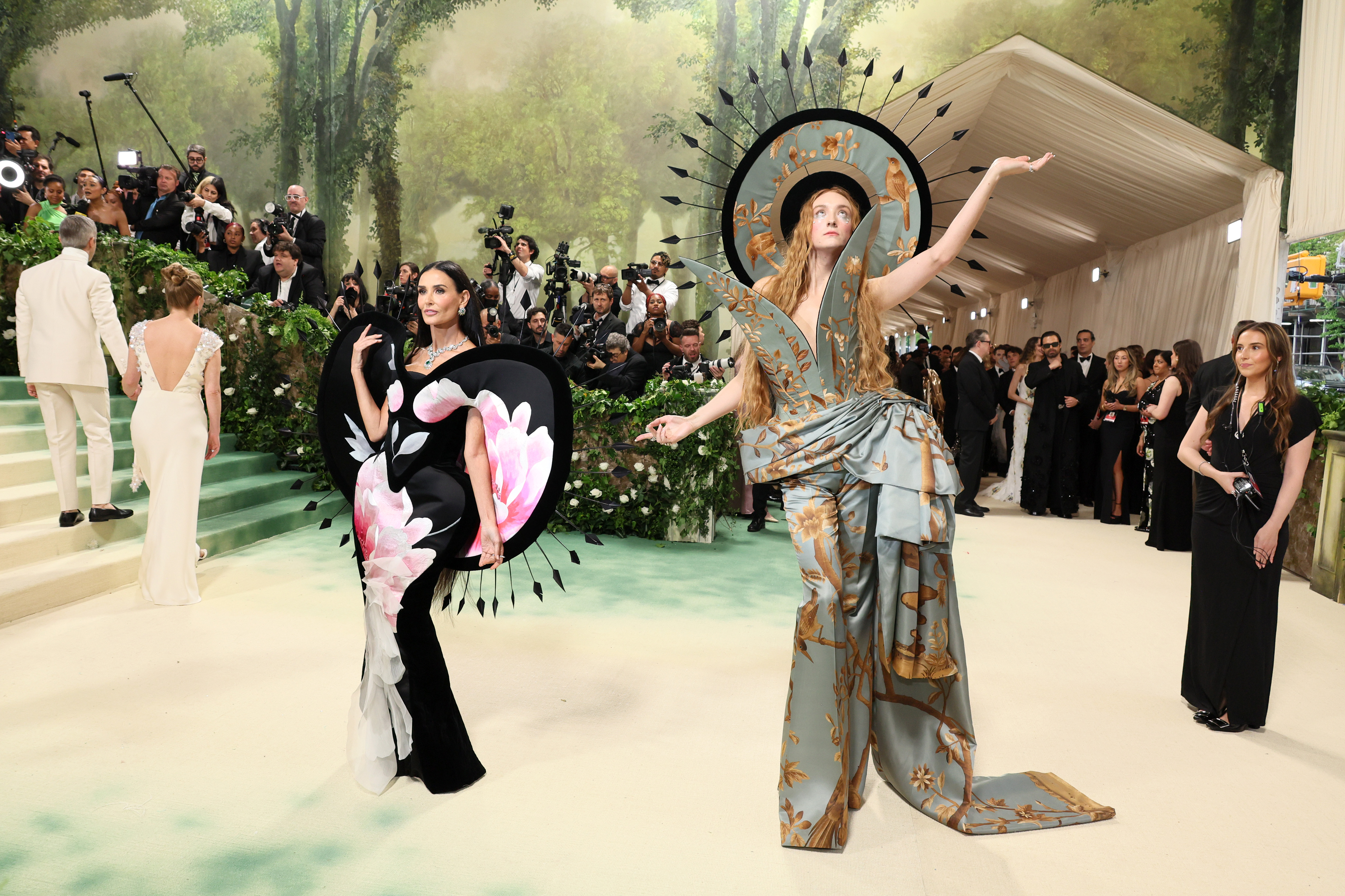 Harris Reed et Demi Moore au gala du Met 2024 célébrant "Sleeping Beauties : Reawakening Fashion" au Metropolitan Museum of Art le 06 mai 2024 à New York | Source : Getty Images
