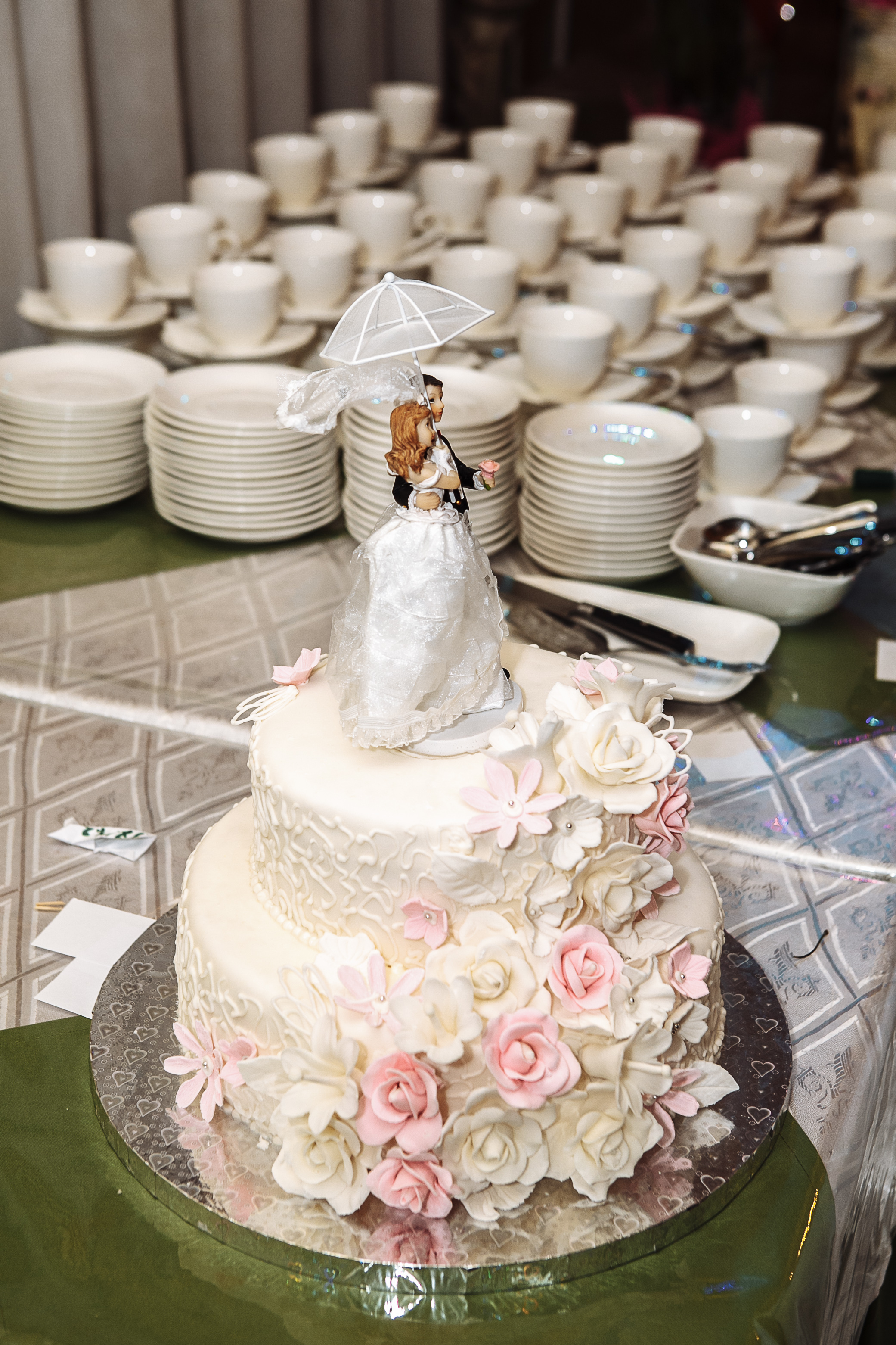 Un gâteau de mariage | Source : Shutterstock