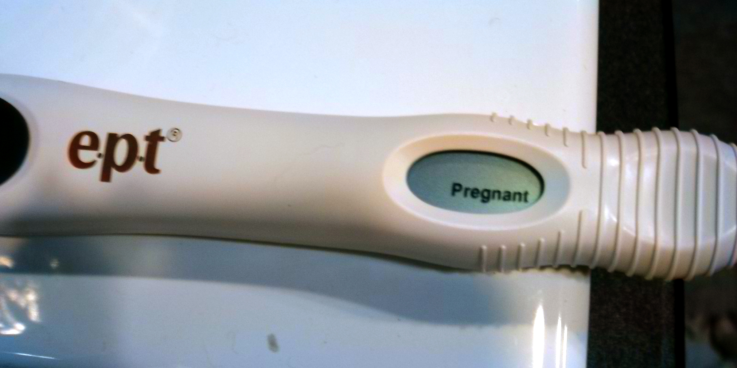 Un test de grossesse positif | Source : Flickr