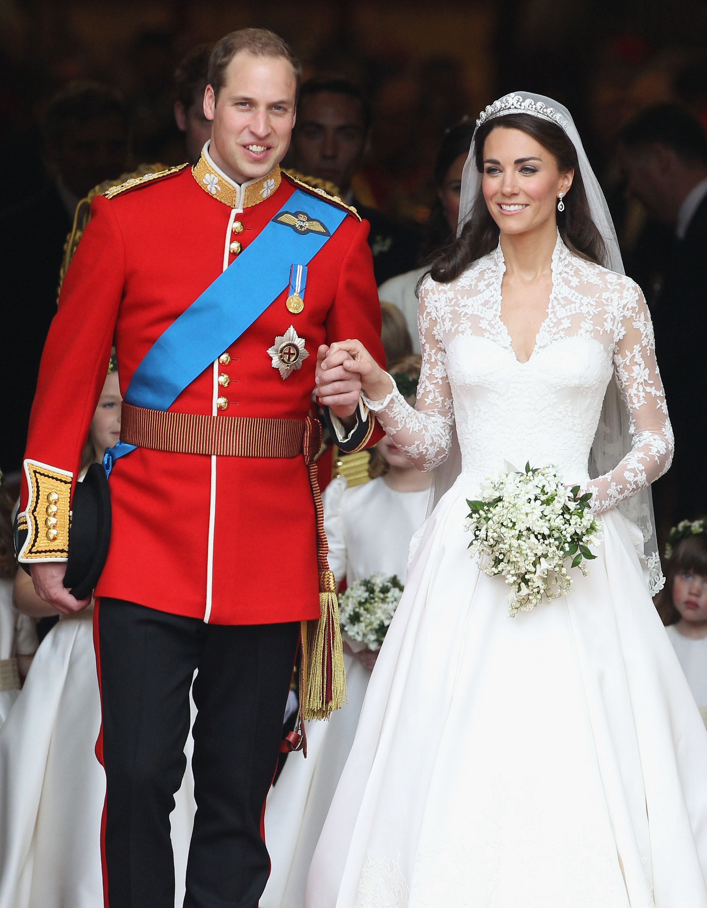 Le prince William et Catherine Middleton photographiés après leur cérémonie de mariage à l'abbaye de Westminster, le 29 avril 2011, à Londres, en Angleterre. | Source : Getty Images