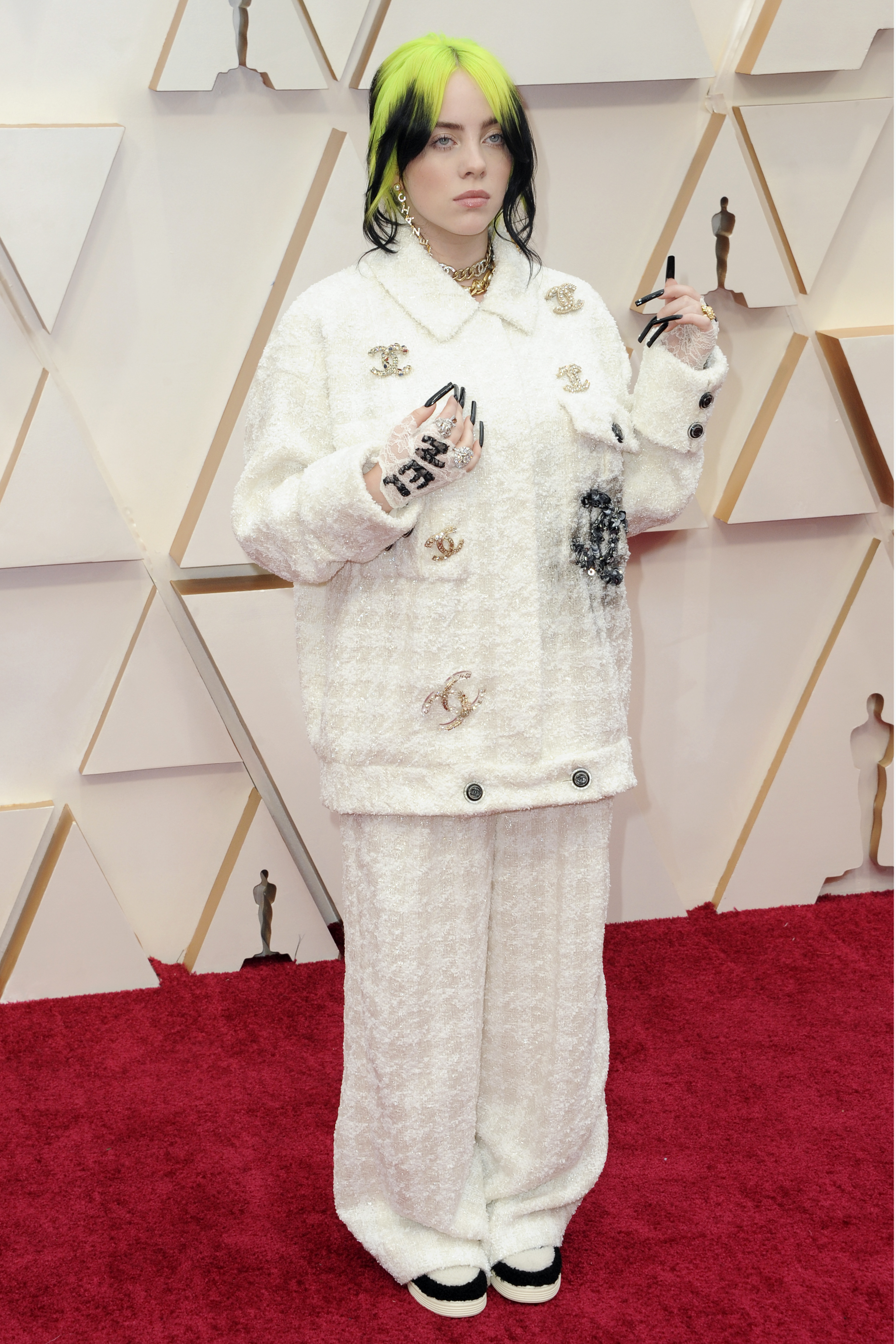 Billie Eilish arrive à la 92e cérémonie annuelle des Oscars à Hollywood et Highland à Hollywood, en Californie, le 9 février 2020. | Source : Getty Images