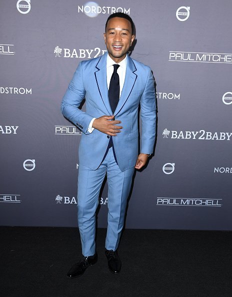 John Legend arrive au gala Baby2Baby 2019 | Photo: Getty Images