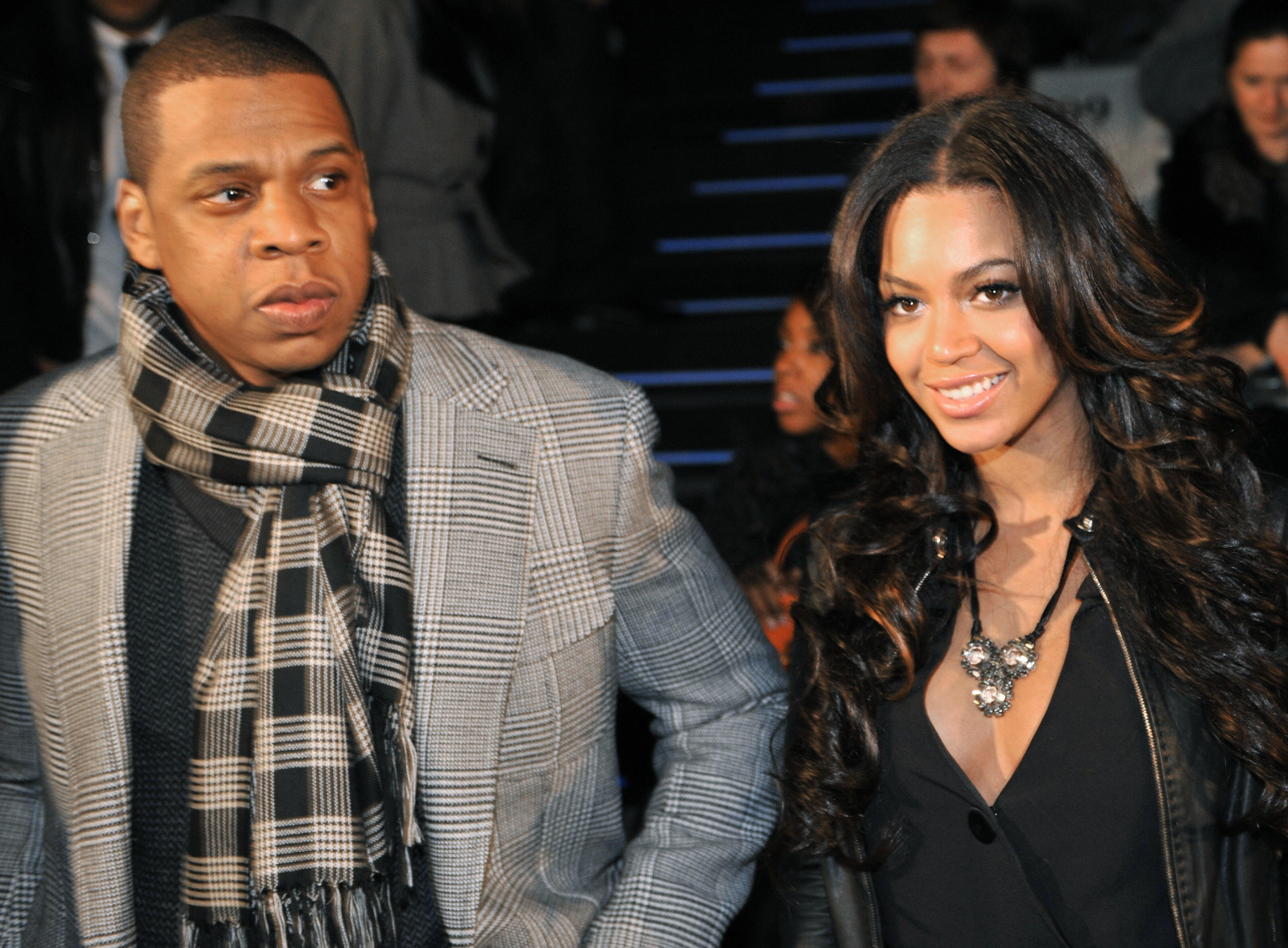 Jay-Z et Beyonce pendant la semaine de la mode de Milan le 13 janvier 2008 à Milan, Italie | Source : Getty Images