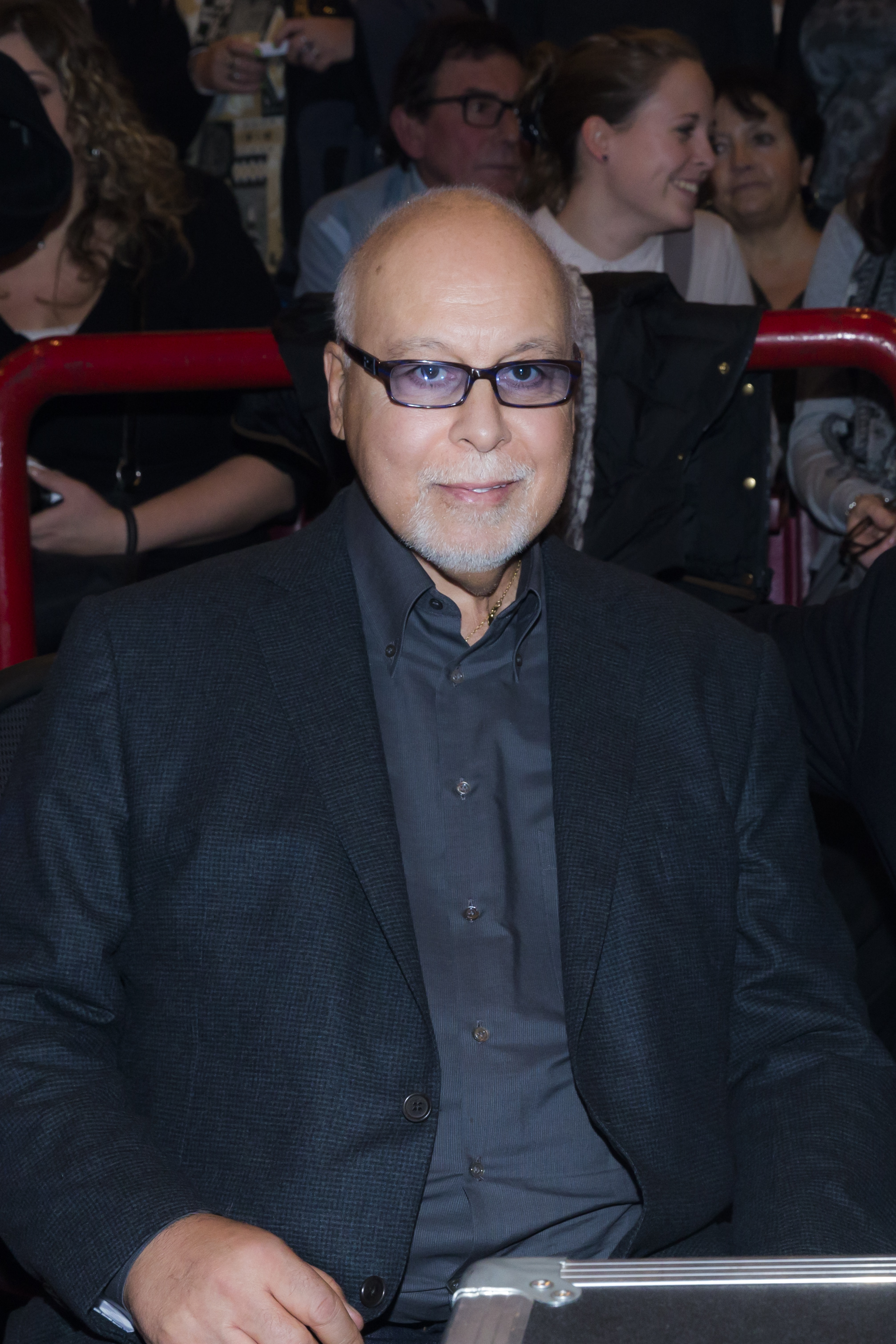 René Angélil lors du concert de Céline Dion au Palais Omnisports de Bercy le 5 décembre 2013, à Paris, France | Getty Images.