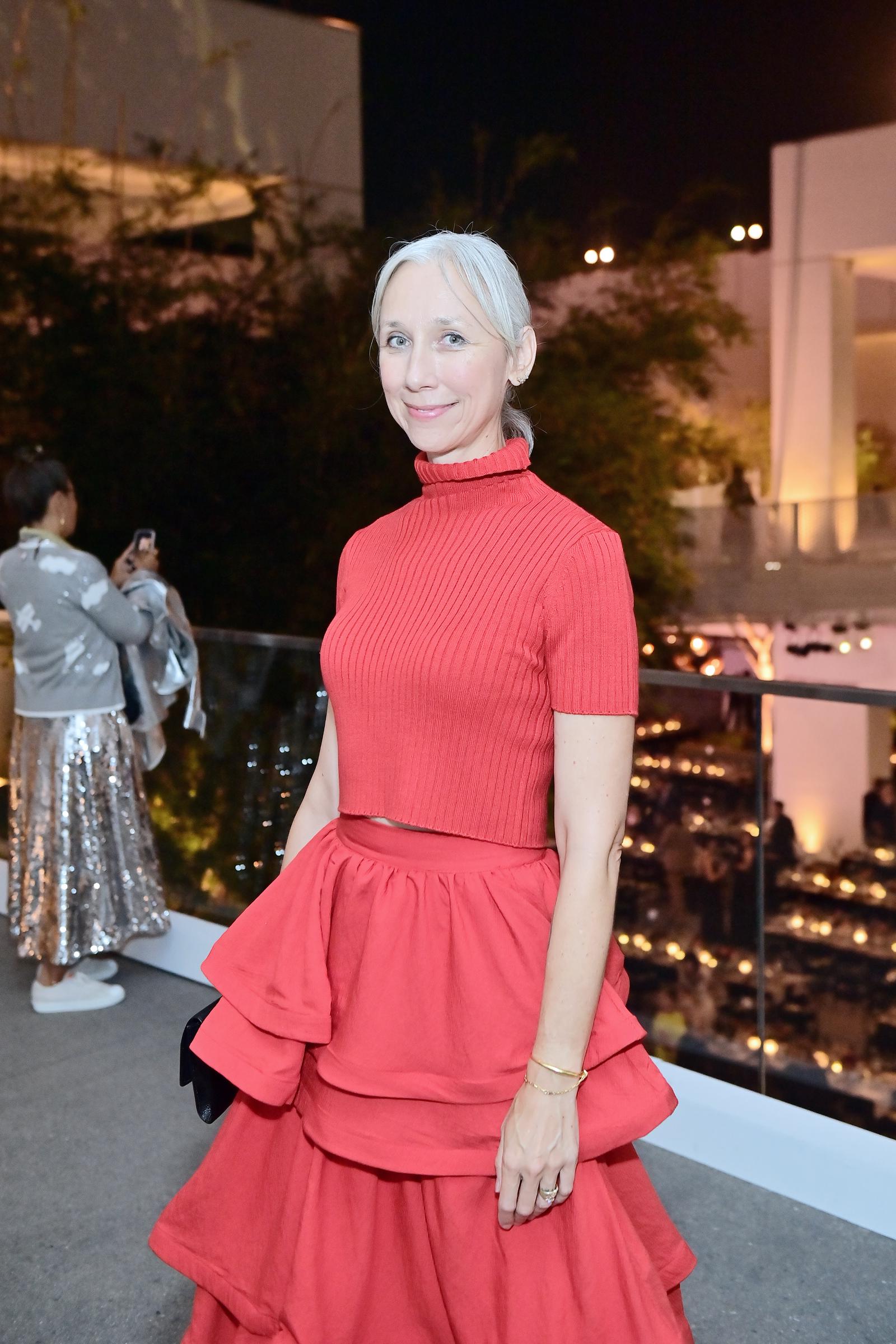 Alexandra Grant assiste au 18e gala annuel du Hammer Museum dans le jardin à Los Angeles le 8 octobre 2022 | Source : Getty Images