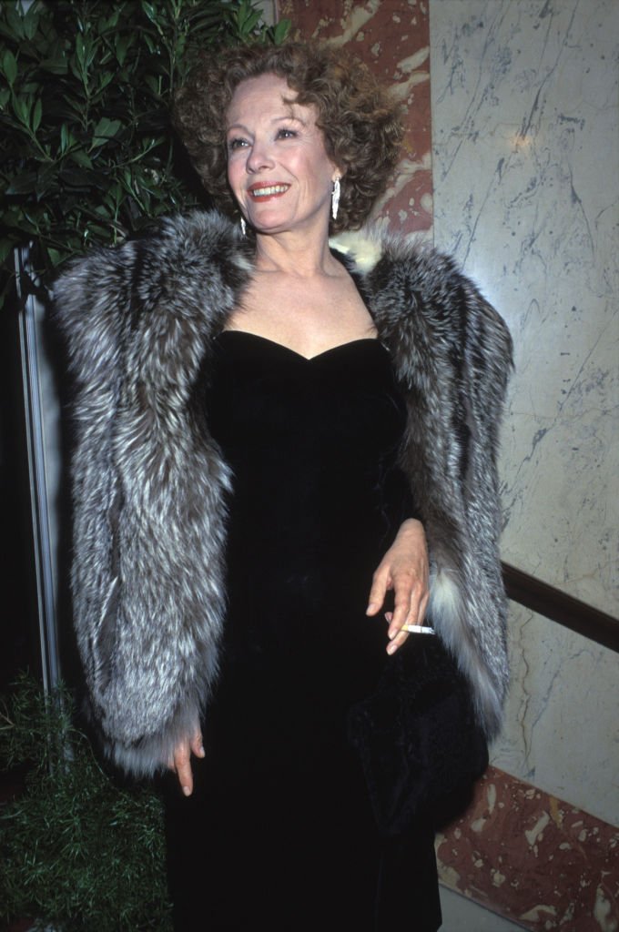 Delphine Seyrig à La Nuit des Molières le 2 mai 1988 à Pari. l Source : Getty Images