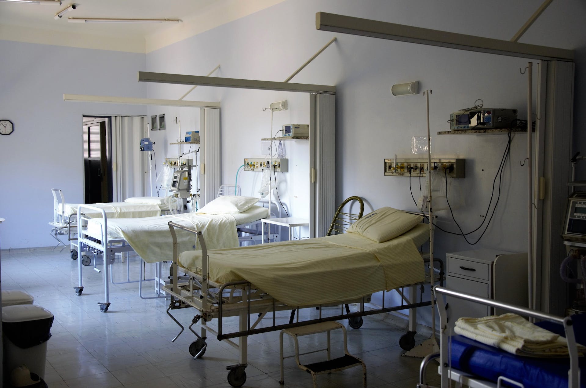 Salle d'hôpital avec des lits vides | Source : Pexels