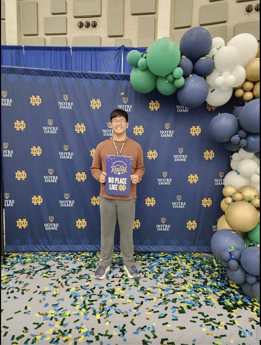 Austin Tran à l'université de Notre Dame, en date du 6 avril 2025 | Source : Facebook/anntravels2