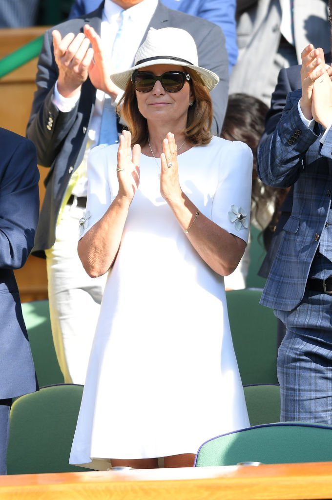 Carole Middleton assiste à la troisième journée de Wimbledon le 3 juillet 2019 au All England Lawn Tennis and Croquet Club | Photo : Getty Images