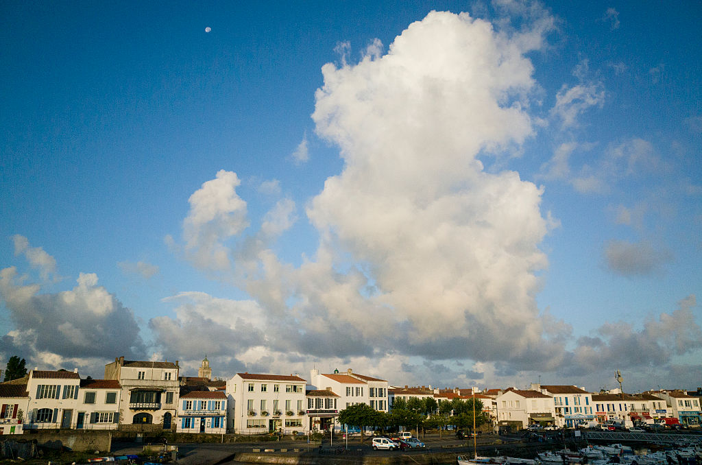 Port-Joinville sur l'île d'Yeu en France | Source : Getty Images