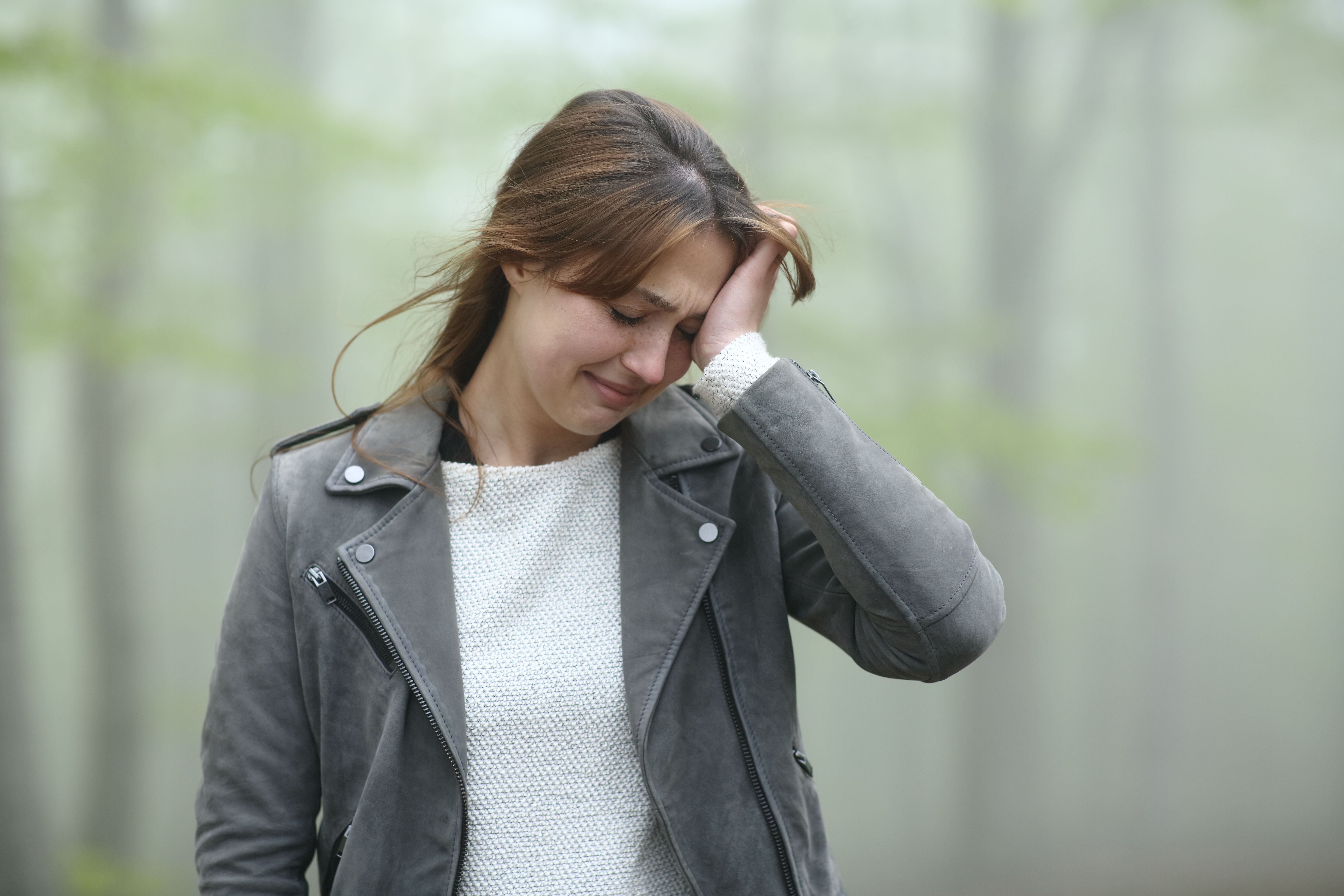 Mujer triste | Fuente: Shutterstock