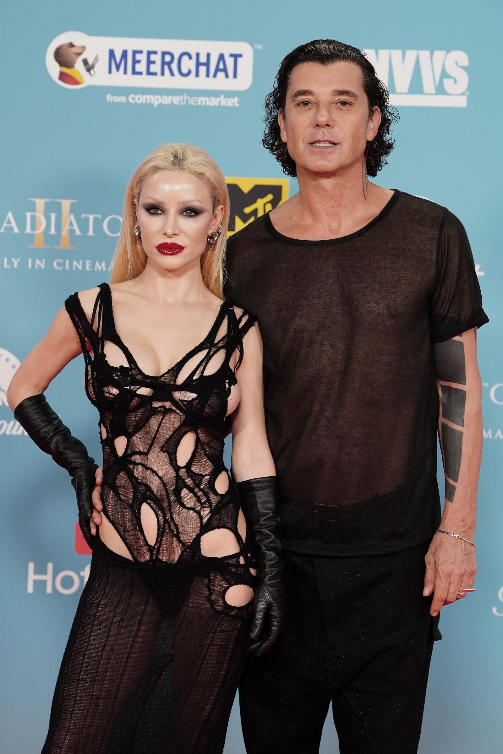 Xhoana Xheneti et Gavin Rossdale | Source : Getty Images