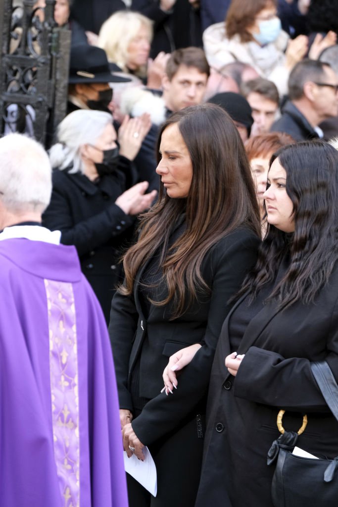 Nathalie Marquay aux obsèques de son mari Jean-Pierre Pernaut | photo : Getty Images