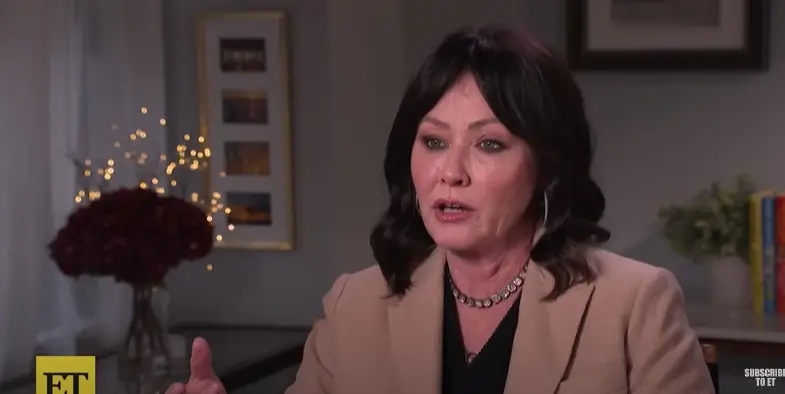 Shannen Doherty s'ouvre sur la liaison présumée de son mari dont elle est séparée. | Source : YouTube/ Entertainment Tonight