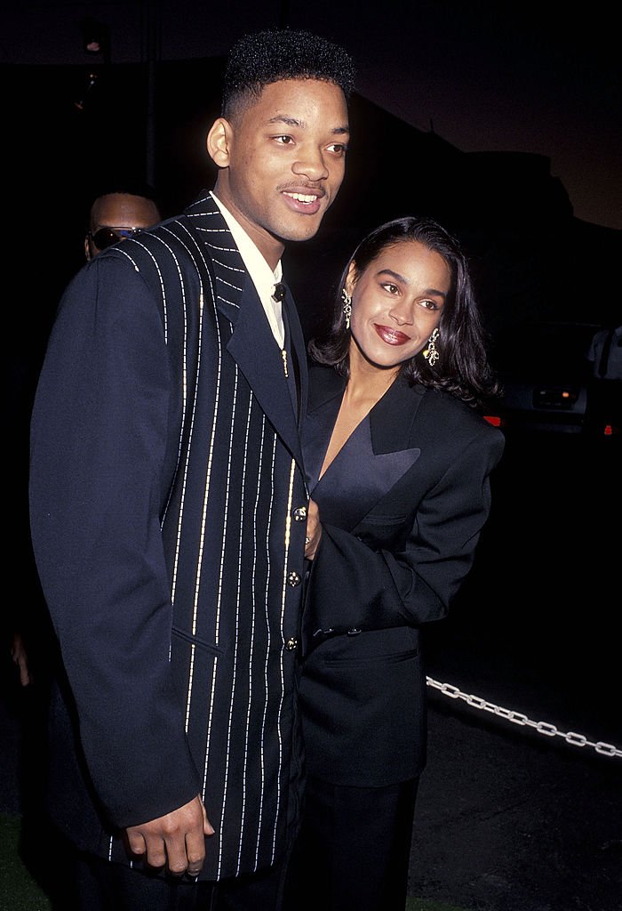 L'acteur Will Smith et sa petite amie Sheree Zampino assistent à la 24e cérémonie annuelle des NAACP Image Awards le 11 janvier 1992 au Wiltern Theatre à Los Angeles, Californie. | Photo : Getty Images