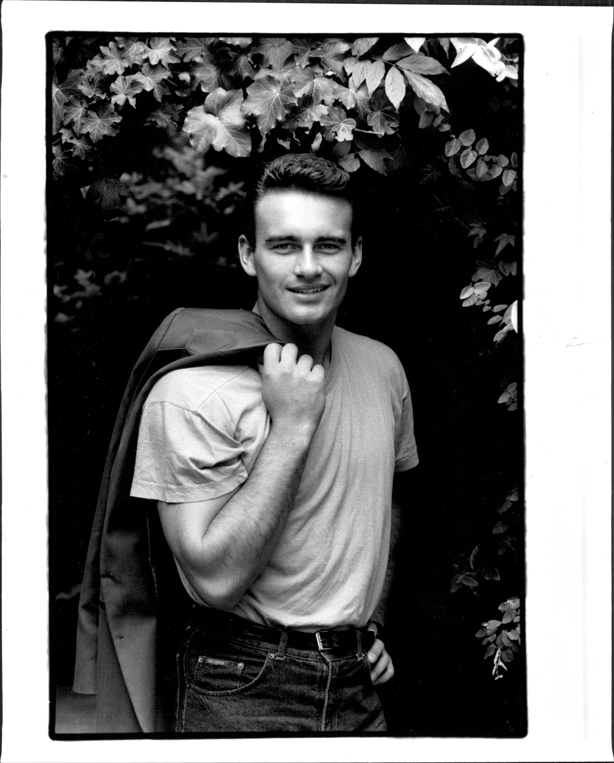 Julian McMahon au 18 Drumalbyn à Bellevue Hill le 7 décembre 1988. | Source : Getty Images