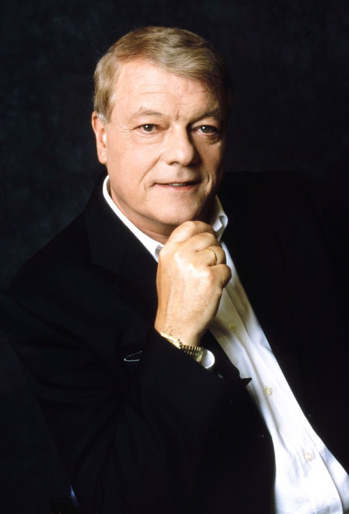 L'animateur Fabrice (François Simon-Bessy), poses during a portrait session in Paris, France on 11/05/2001. | Photo : Getty Images 