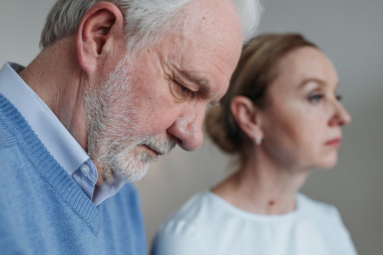 Andrew et Mary ont été choqués par la confession d'Adam. | Source : Pexels