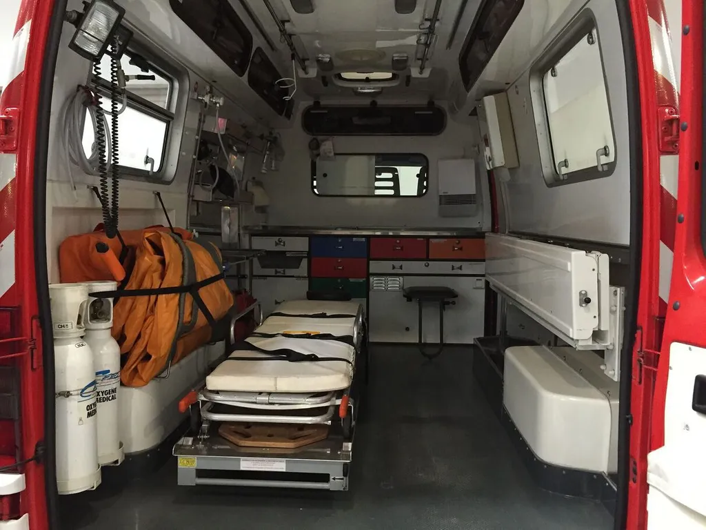 Image d'un ambulance. | Photo : Getty Images