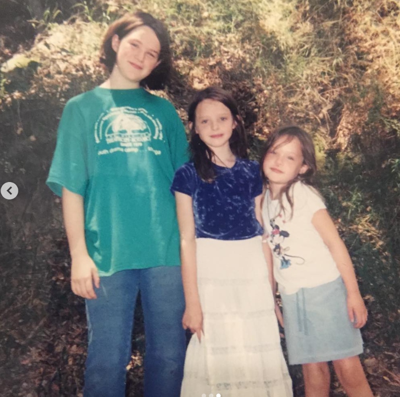 Une photo du jeune Stephen Ira Beatty avec ses frères et sœurs tirée d'un post daté du 27 mars 2019 | Source : Instagram/supermattachine