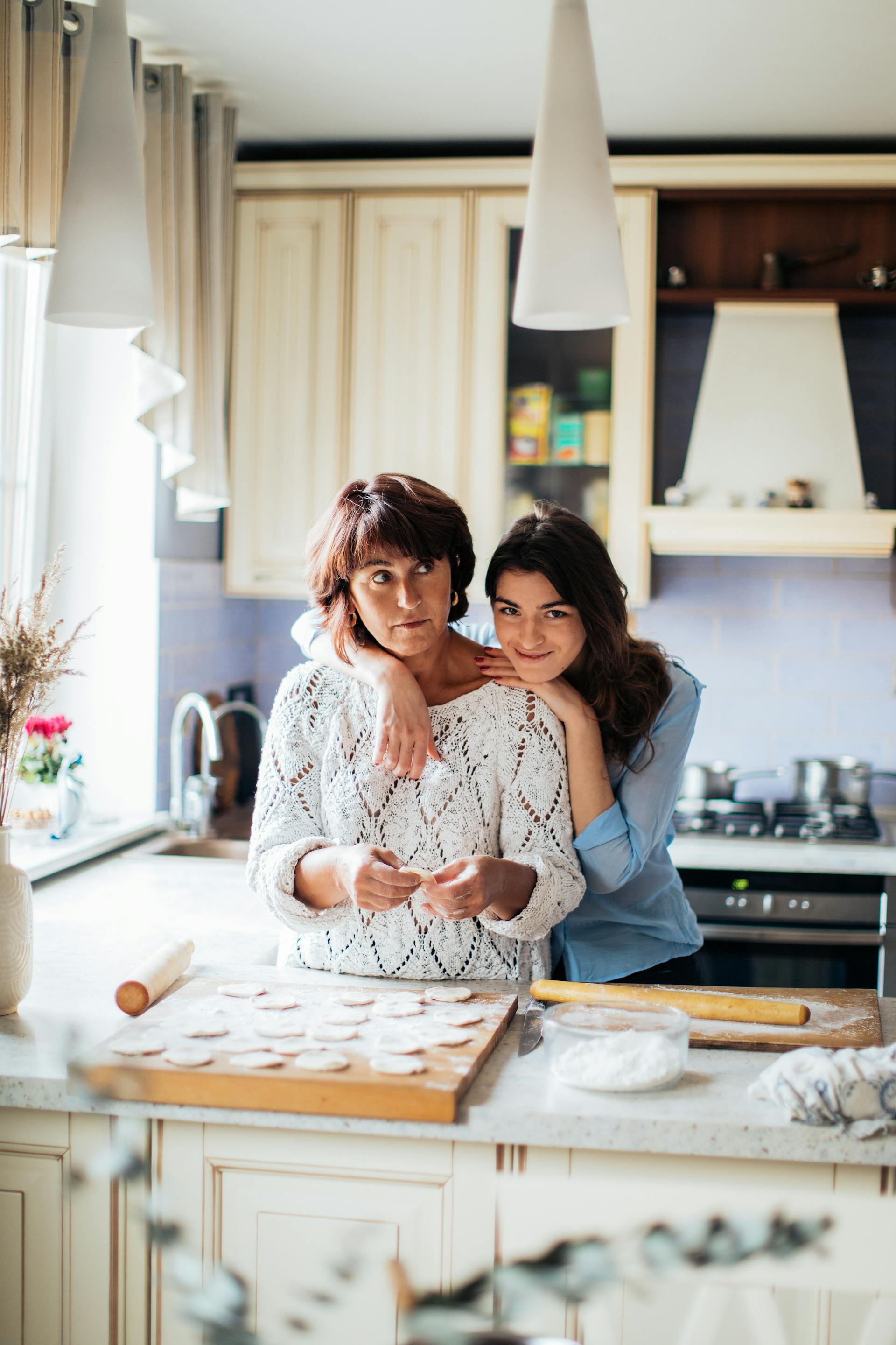 Deux femmes dans la cuisine | Source : Pexels