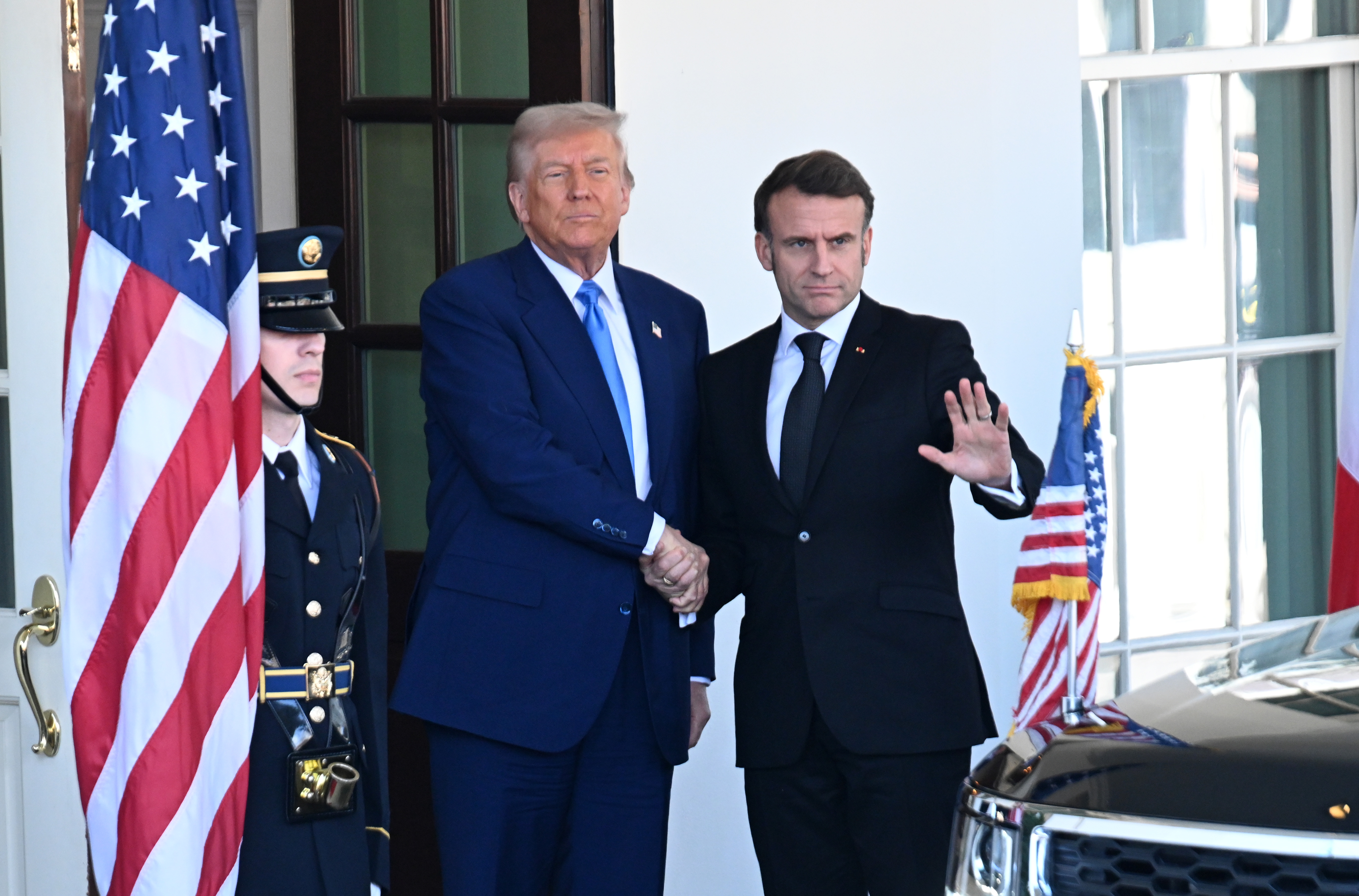 Donald Trump et Emmanuel Macron. | Source : Getty Images