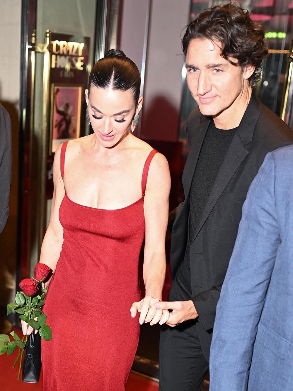 Katy Perry et Justin Trudeau sont vus quittant le Crazy Horse Paris le 25 octobre 2025, à Paris, en France. | Source : Instagram/people
