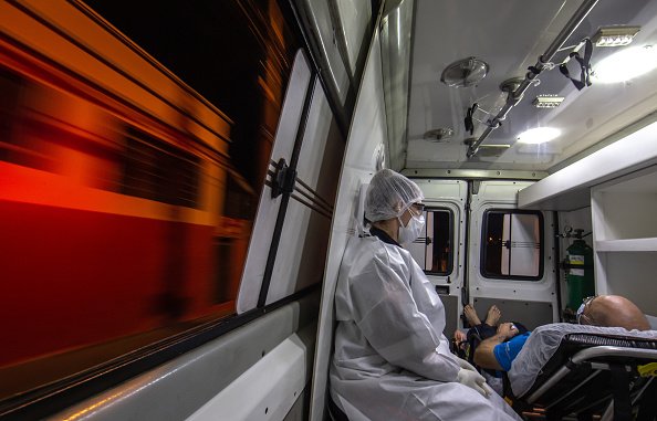 Ambulances du Samu en gare.|Photo : Getty Images