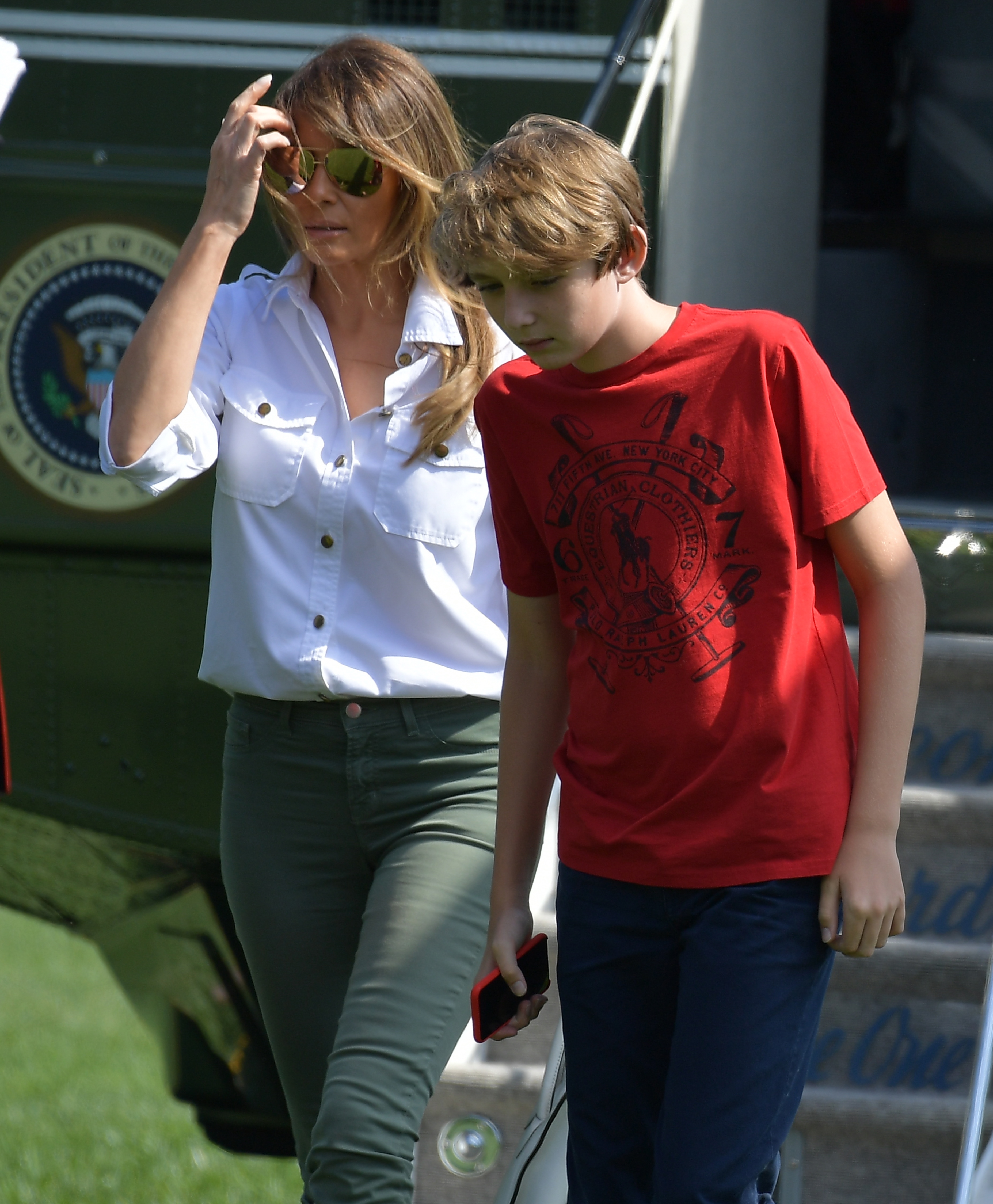 Melania et Barron Trump aperçus le 18 juin 2017, à Washington, D.C. | Source : Getty Images